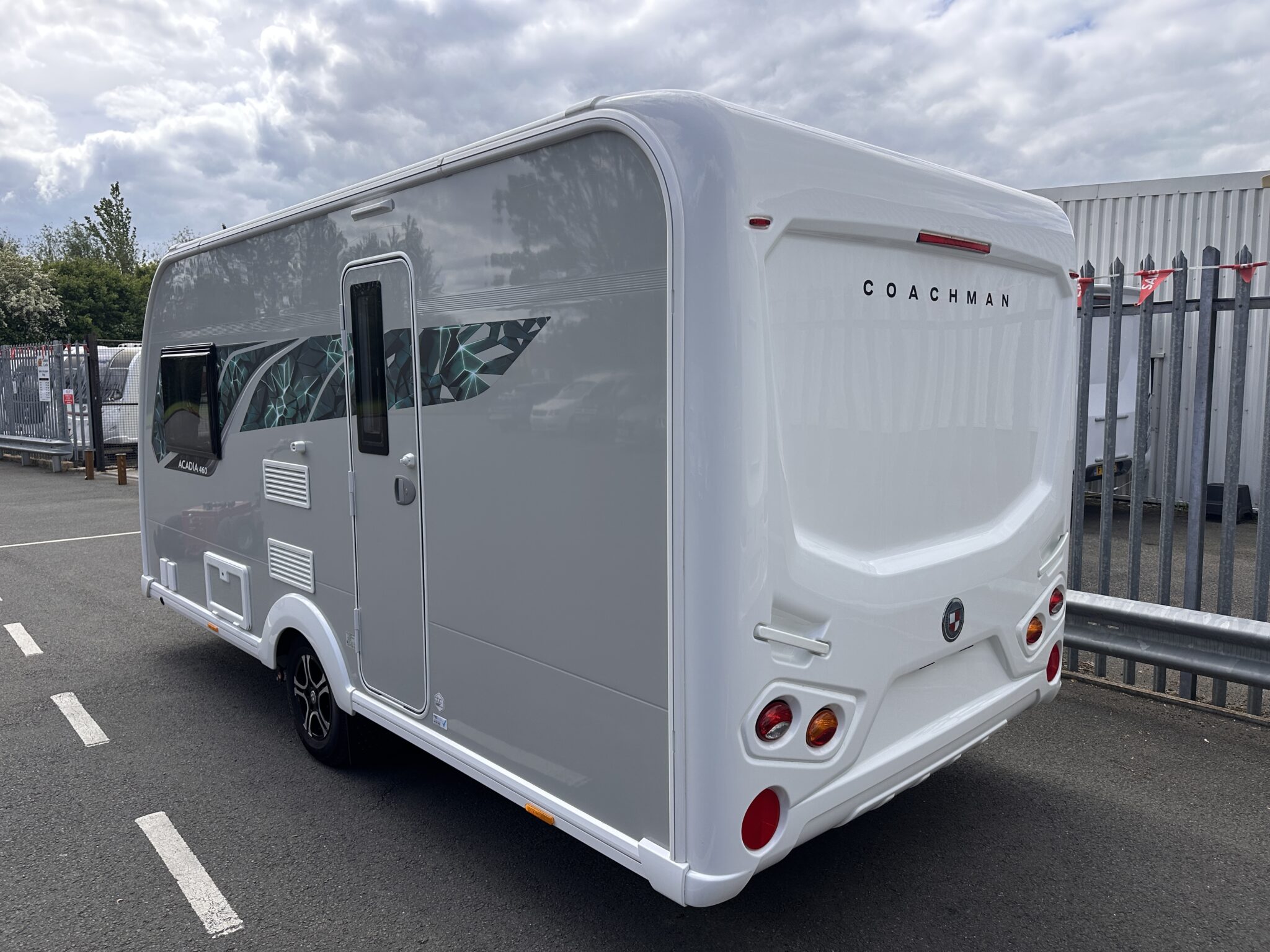 Coachman Acadia 460- 2025 Caravan