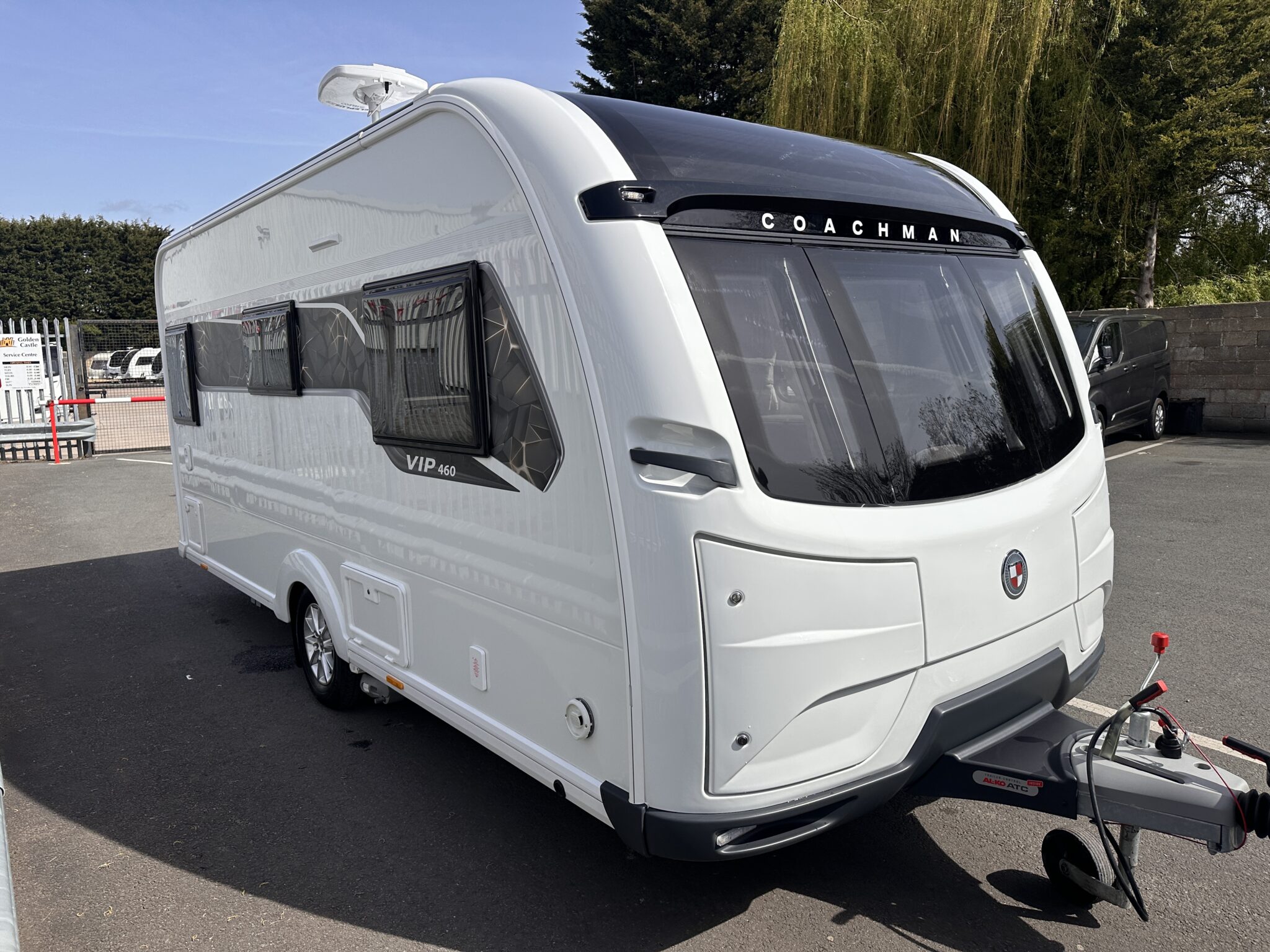 Exterior - Front