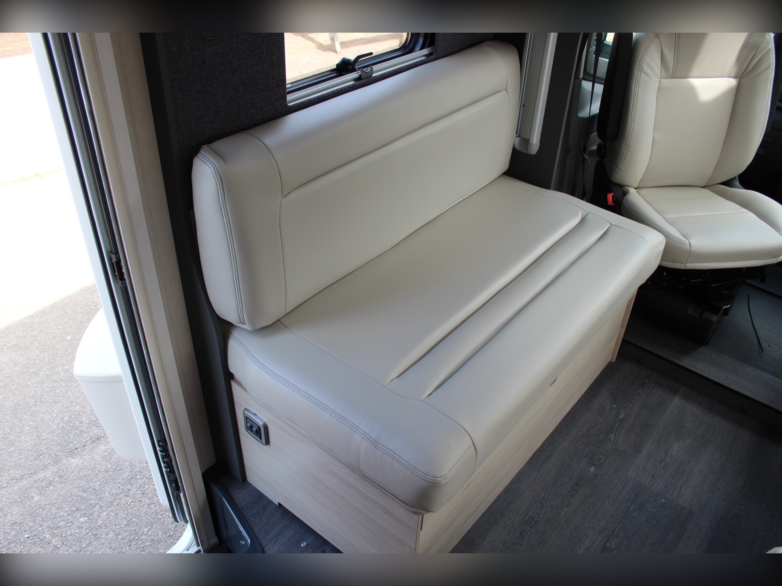 2026 Auto-Trail F Line F60