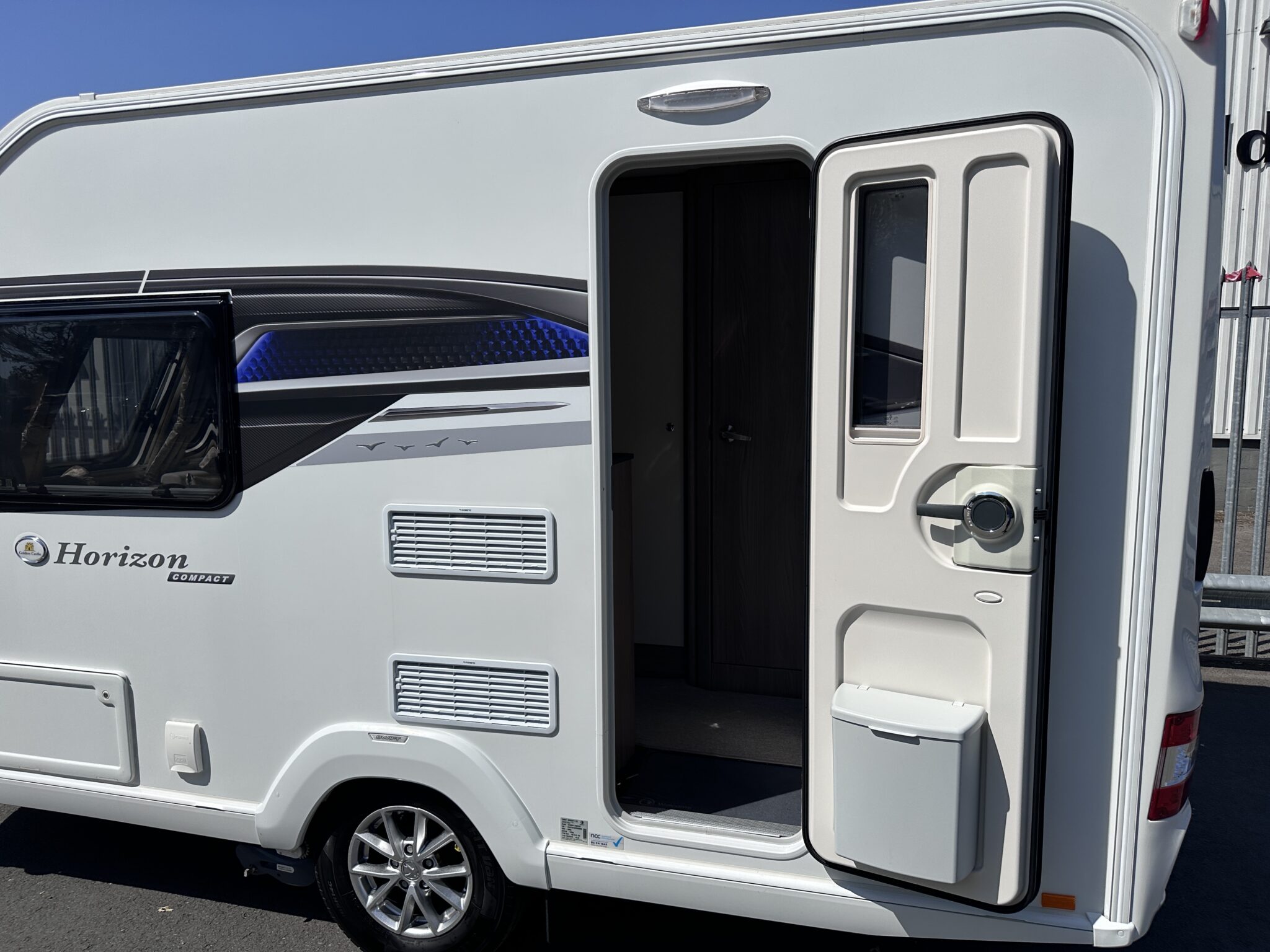 2023 Swift Horizon Compact