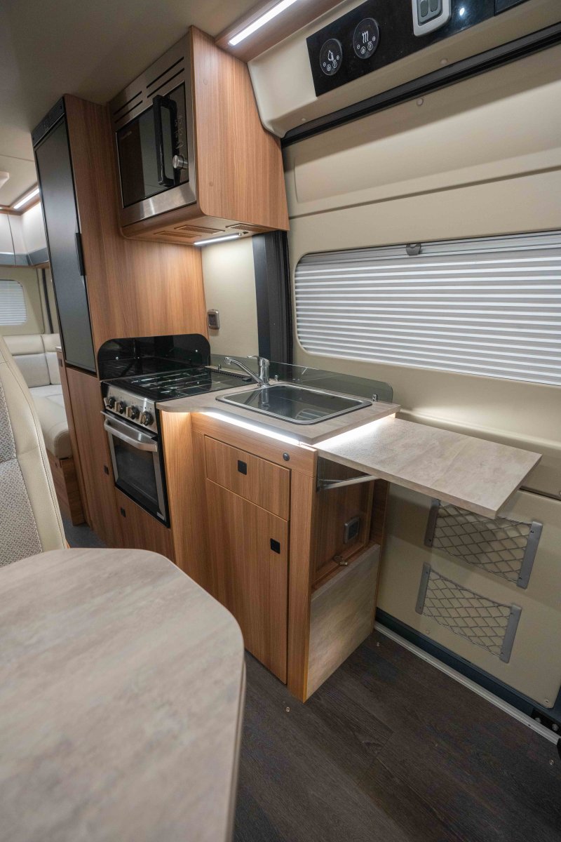 2026 Auto-Trail V-Line 636 Sport 140BHP Auto
