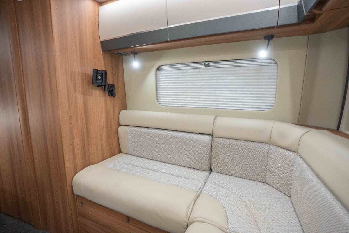 2026 Auto-Trail V-Line 636 Sport 140BHP Auto