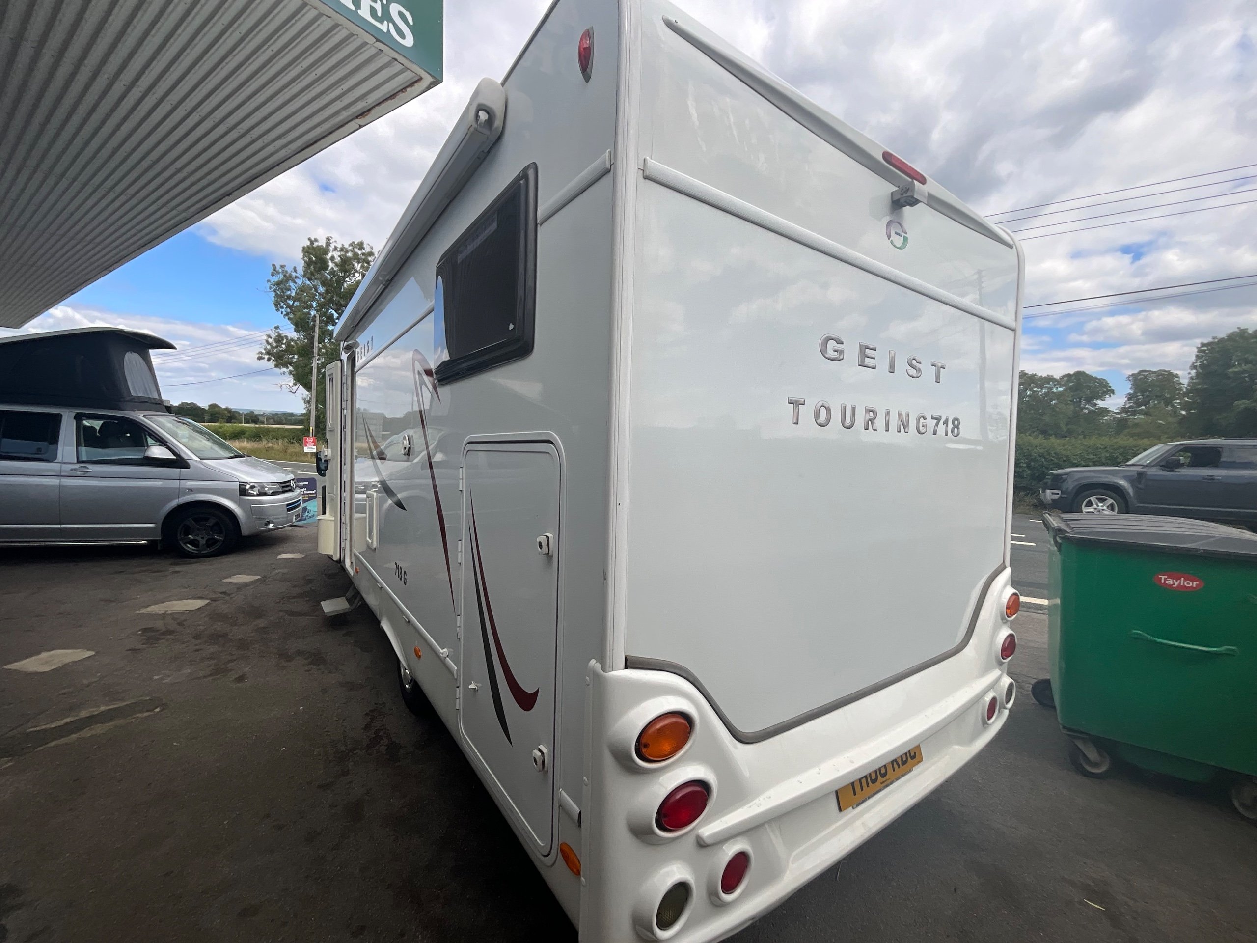 Exterior - Rear