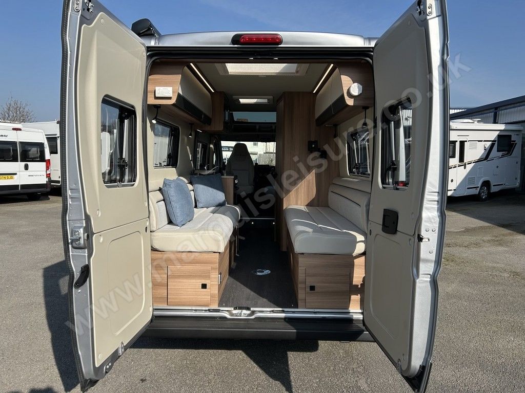 Exterior - Rear