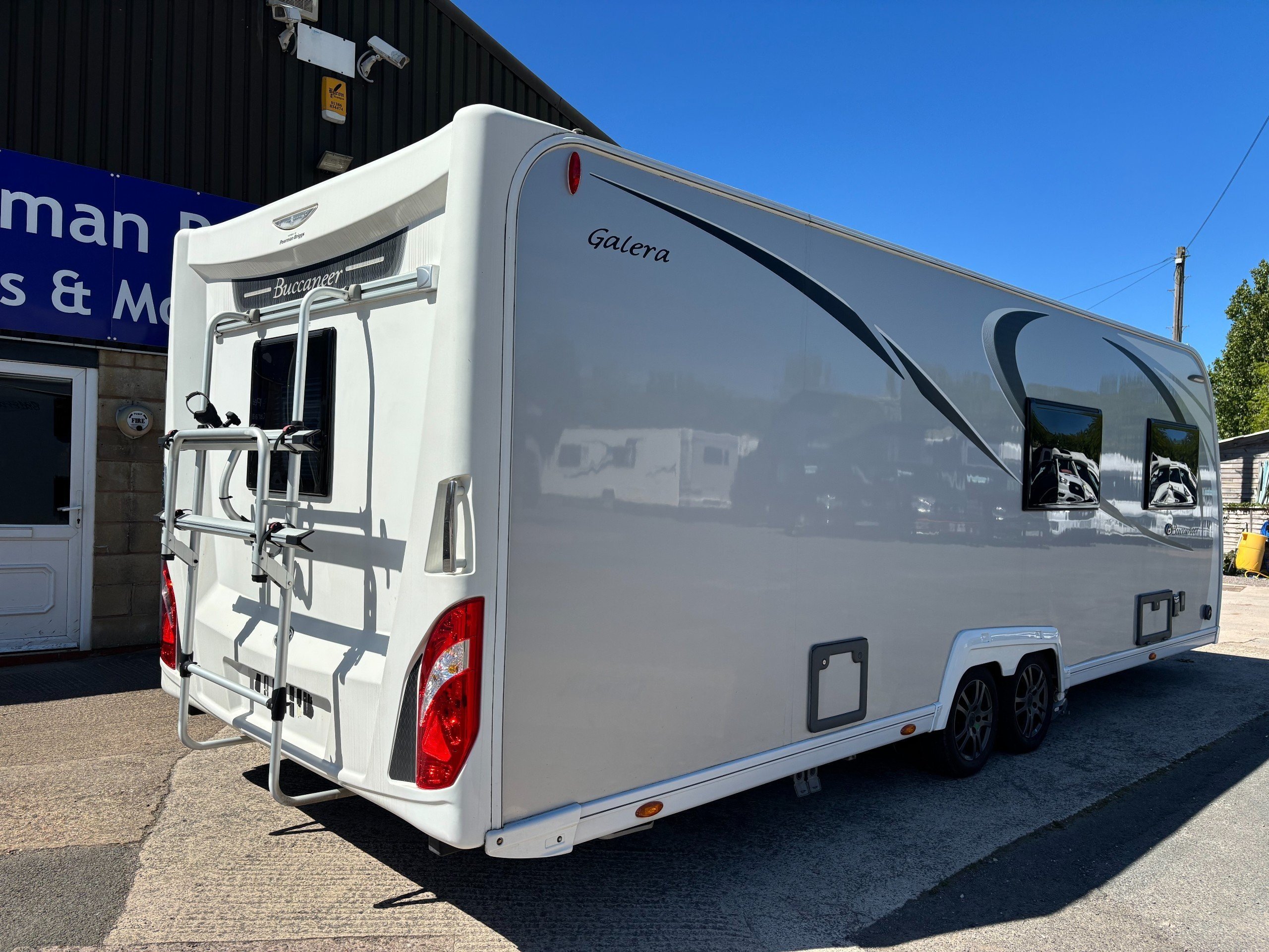 Exterior - Rear