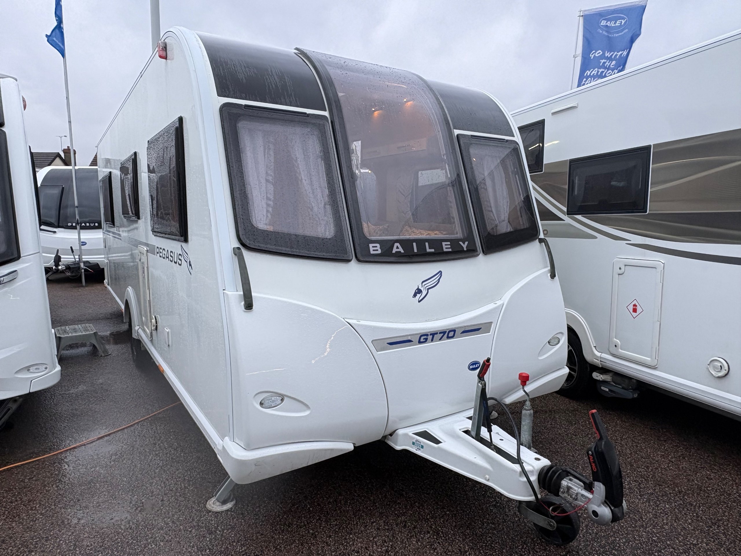 2018 Bailey Pegasus GT70 Brindisi - Exterior - Front