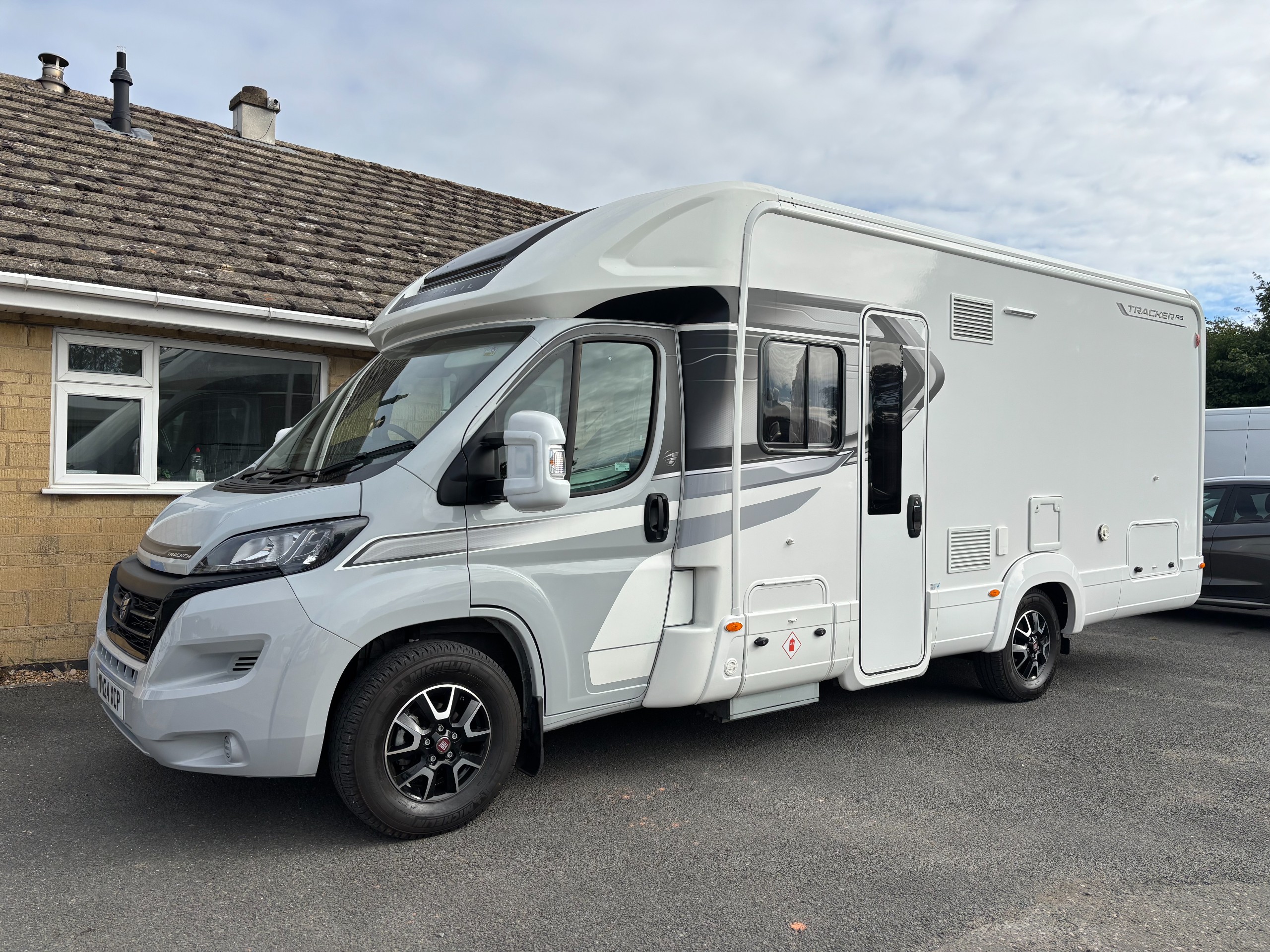 2024 Auto-Trail Tracker RB