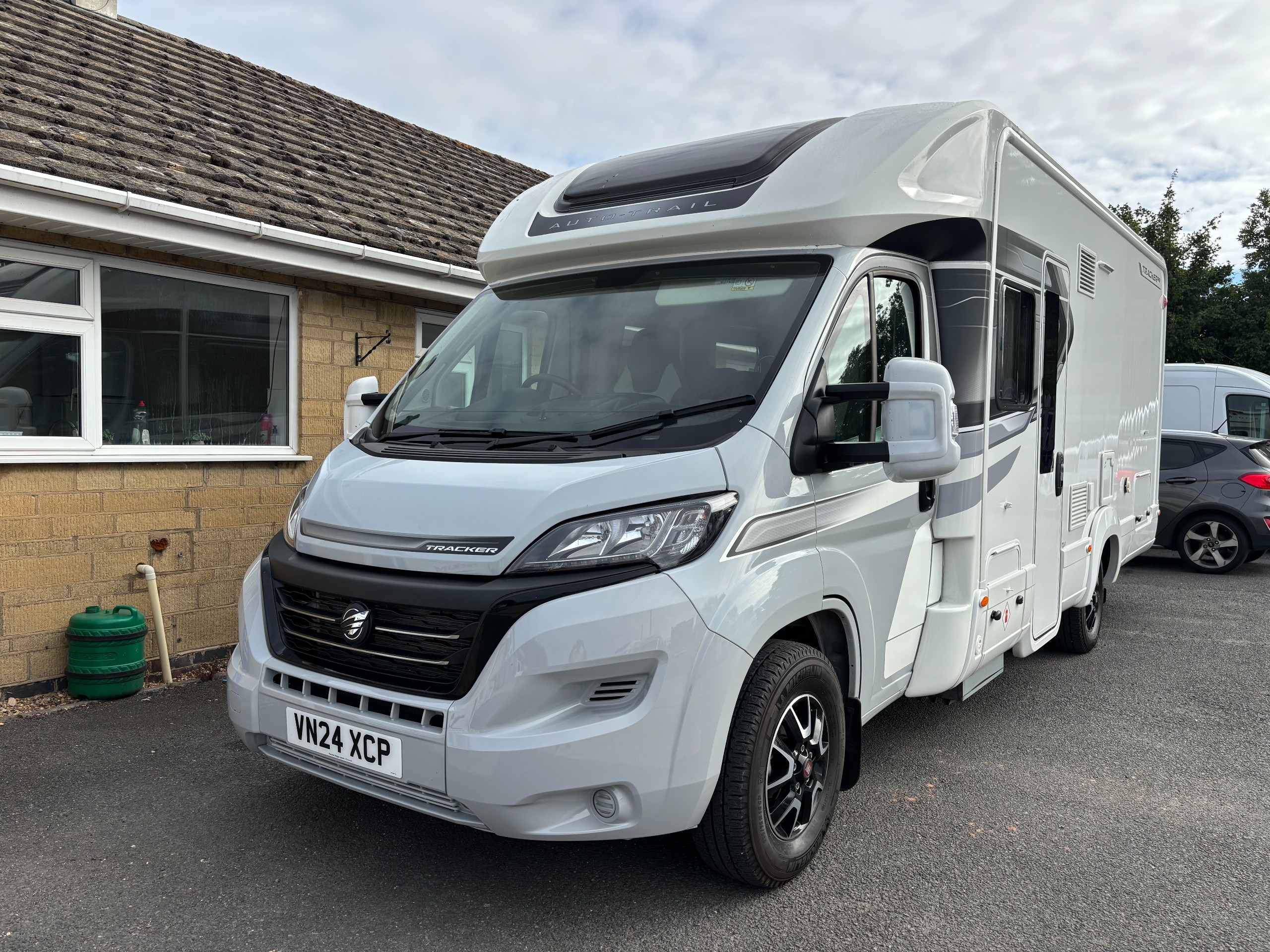 2024 Auto-Trail Tracker RB