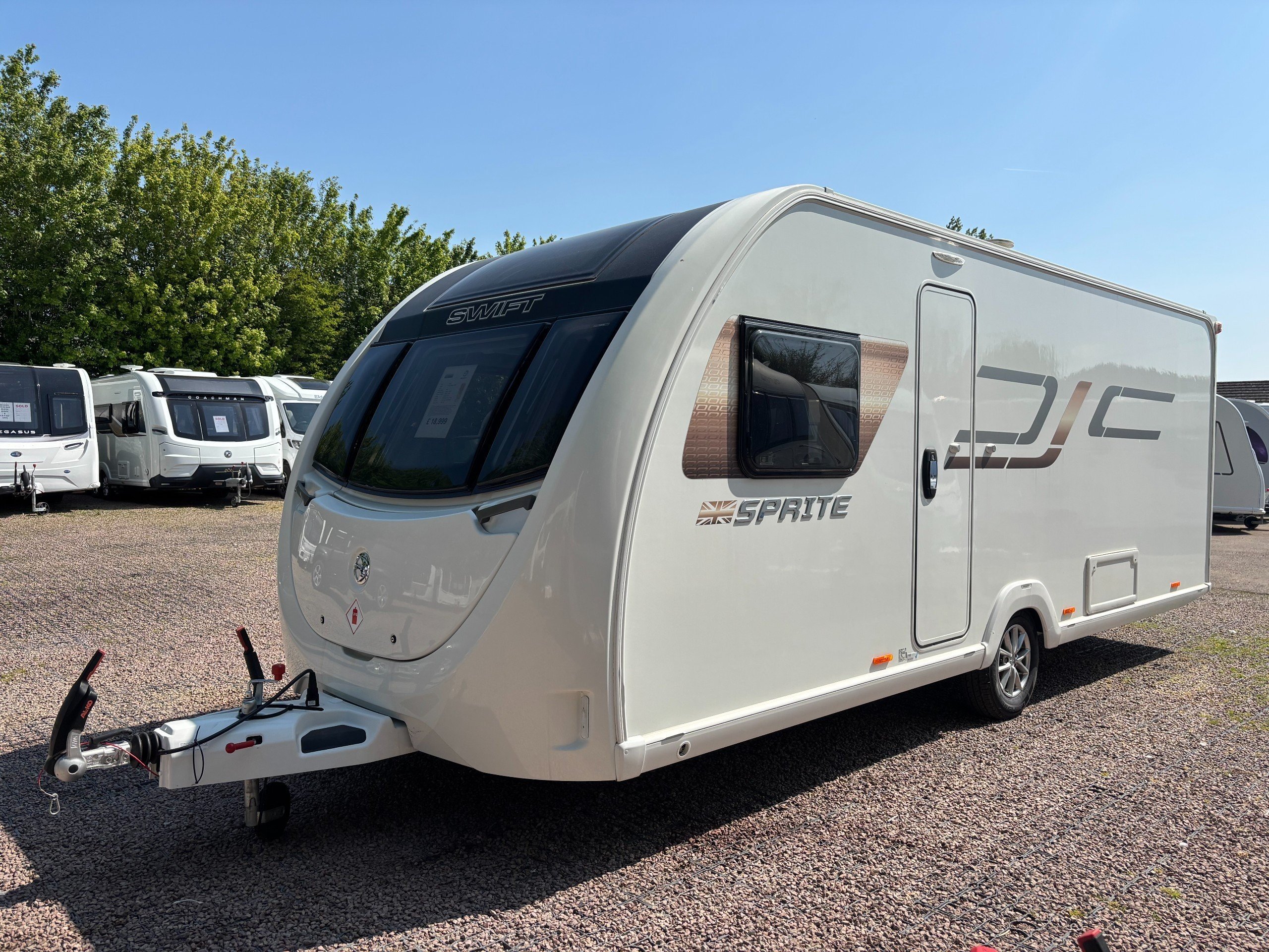 Swift Sprite Major 4 SB - Exterior - Front