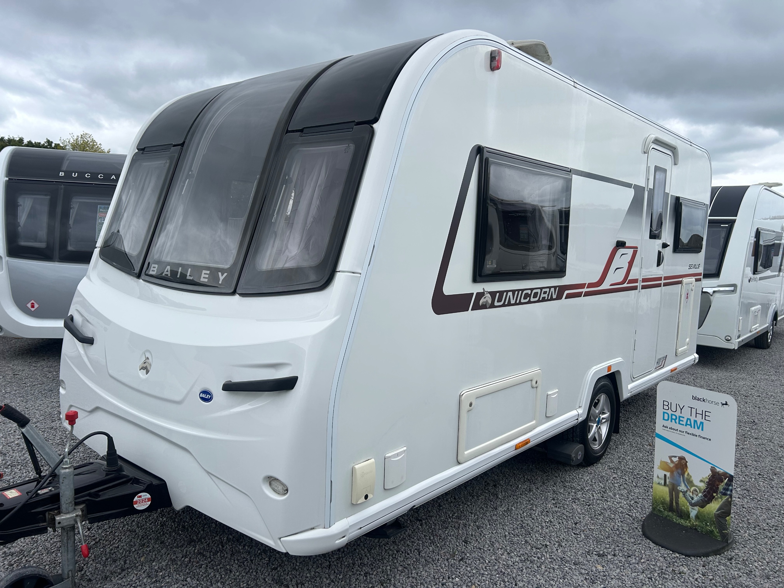 Bailey Unicorn Seville / 2