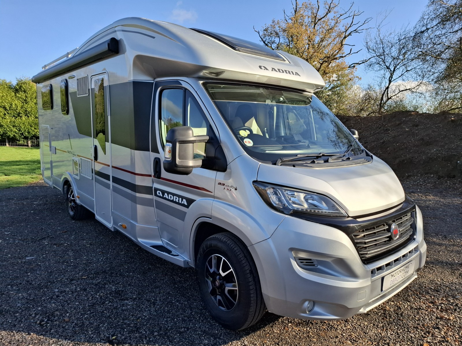 2017 Adria Matrix Axess M670SL