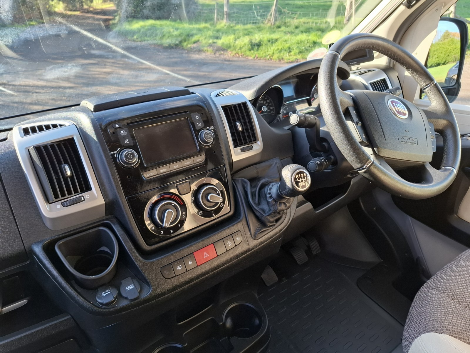 2017 Adria Matrix Axess M670SL