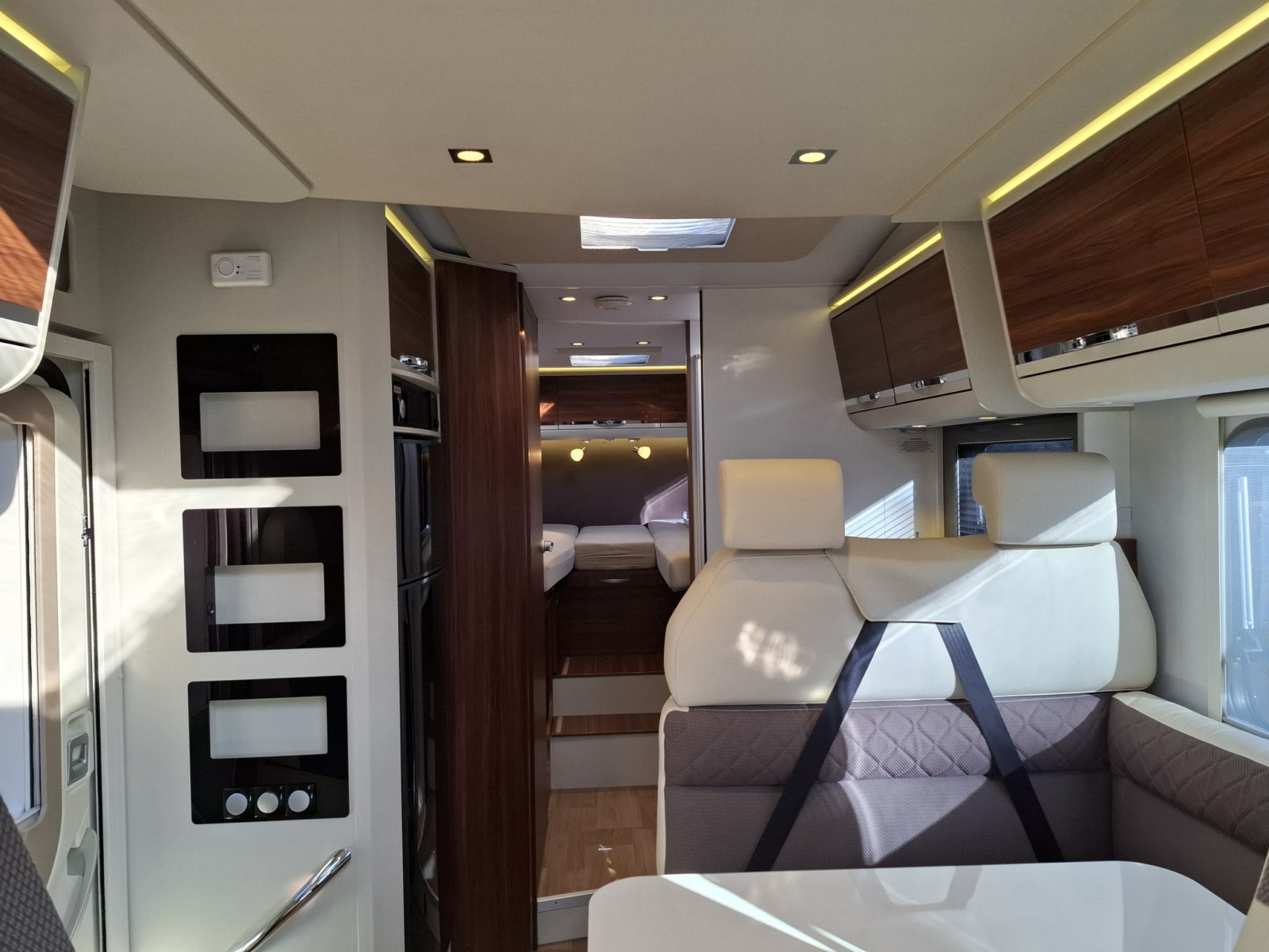 2017 Adria Matrix Axess M670SL