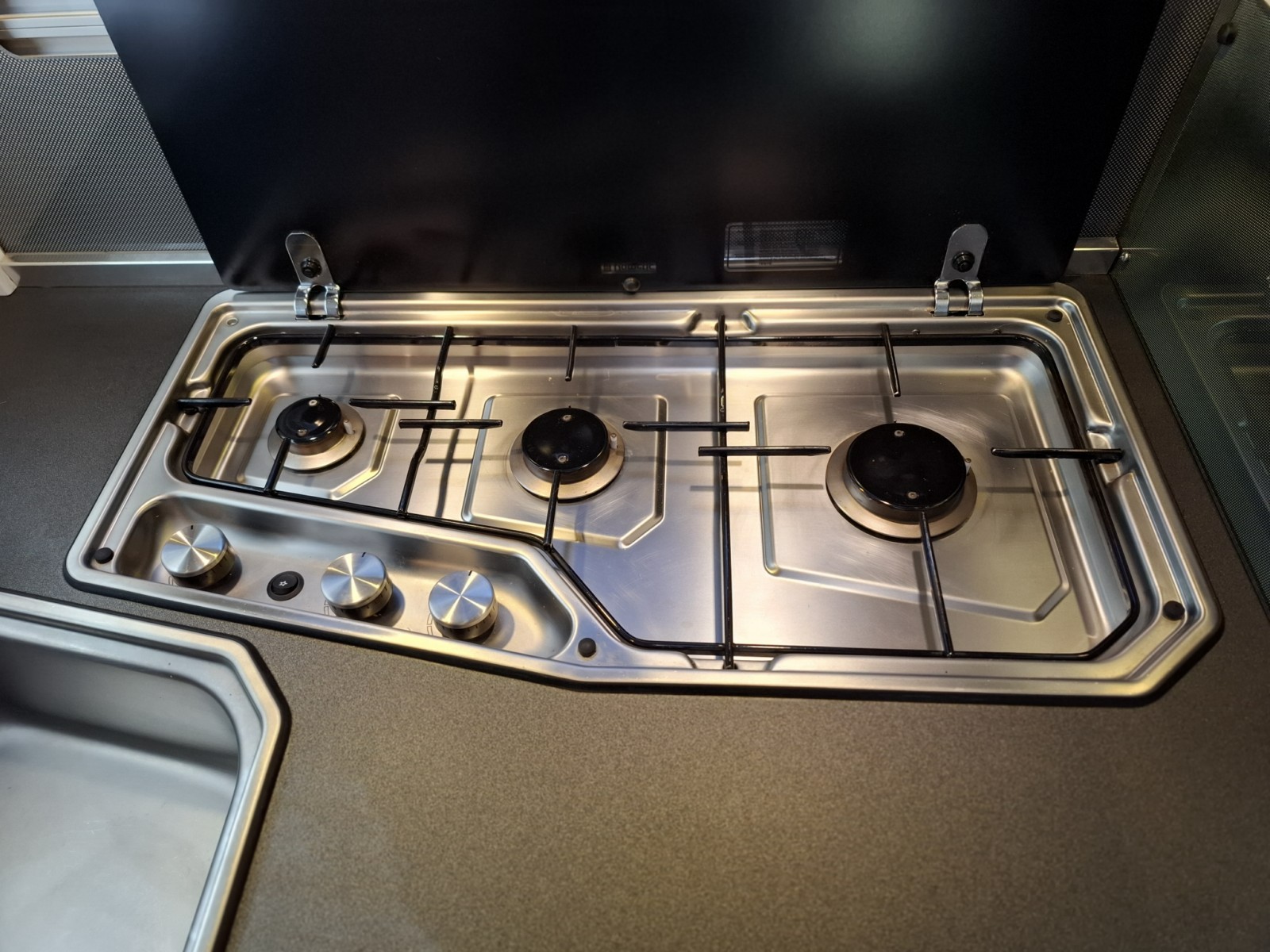 2017 Adria Matrix Axess M670SL