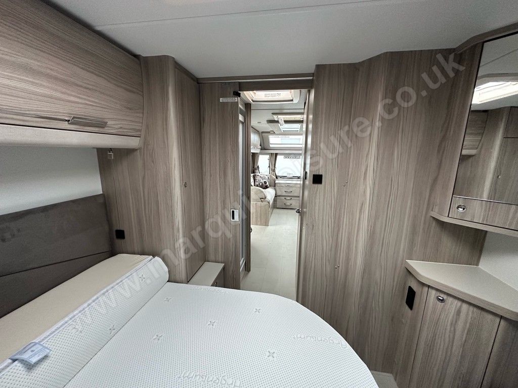 Elddis CRUSADER ZEPHYR