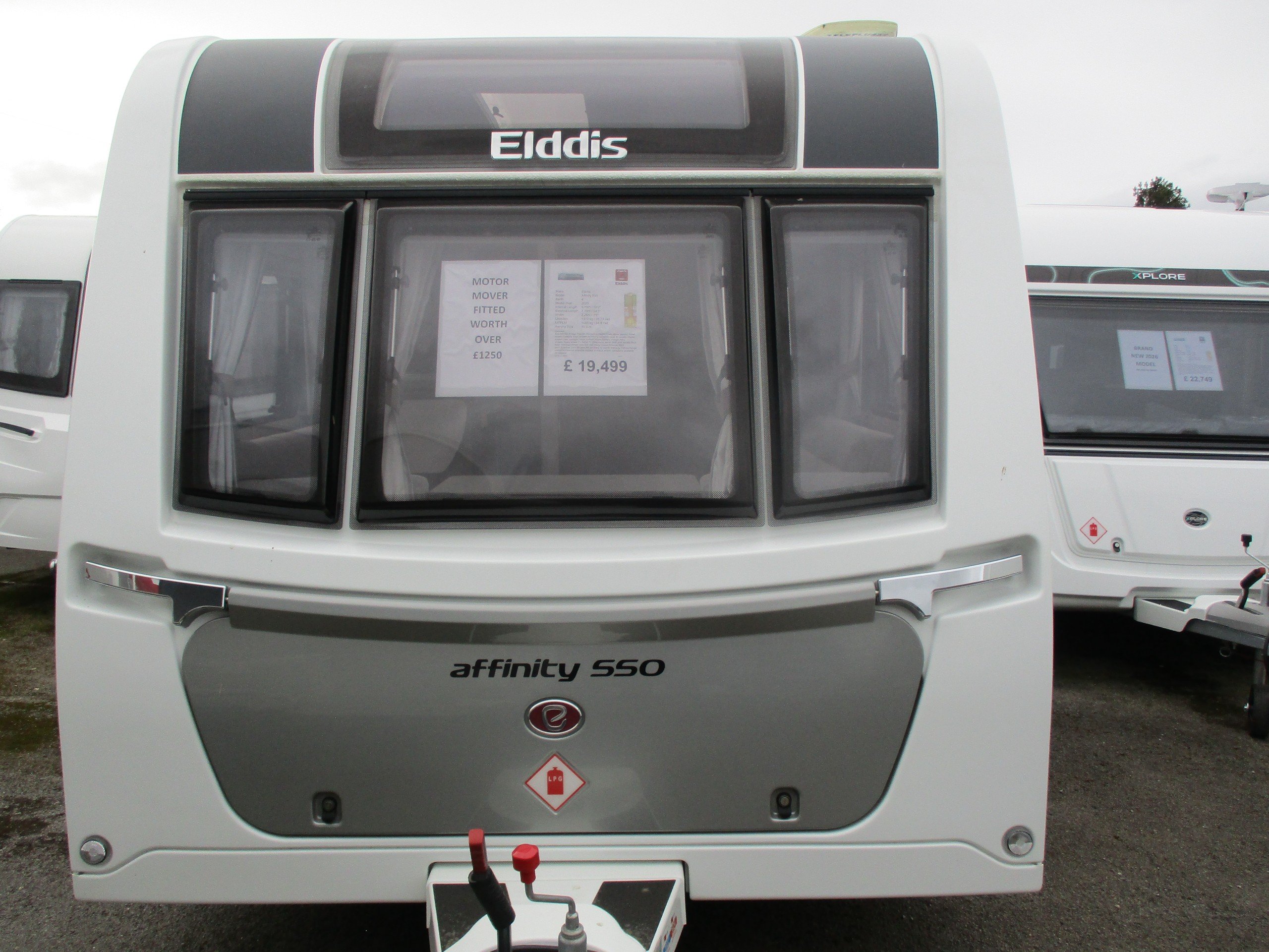 Elddis Affinity 550 INC MOVER - Exterior - Front