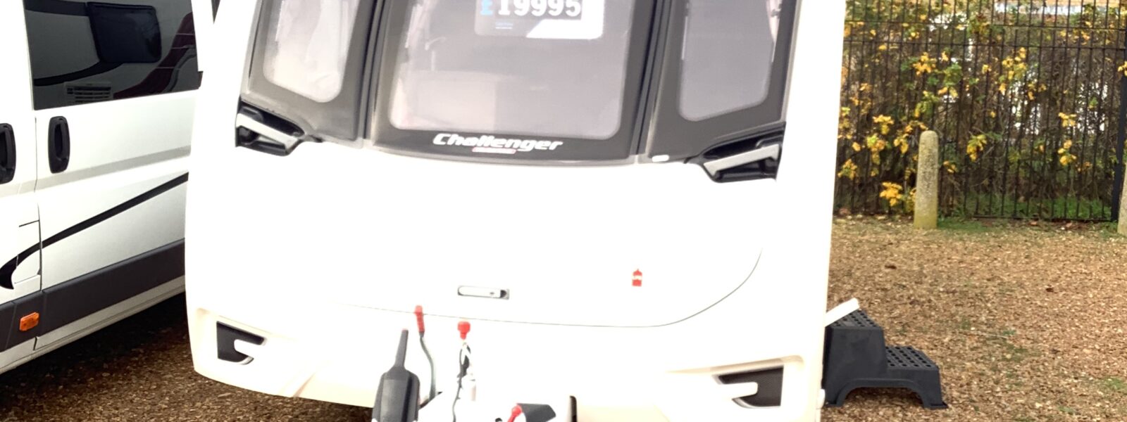 Swift 570 - Exterior - Front