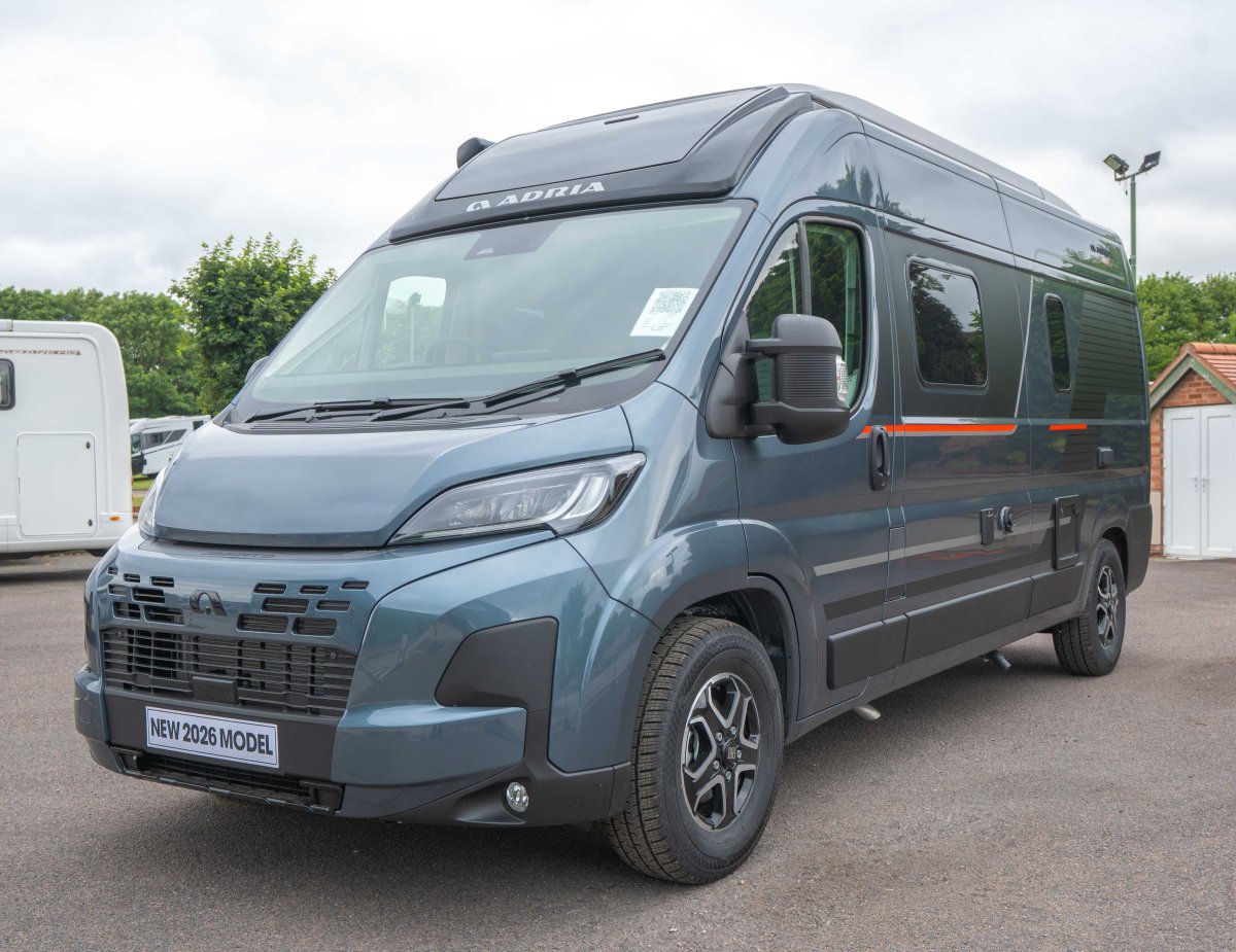 2026 Adria Twin Sports 600 SPB 140BHP Auto