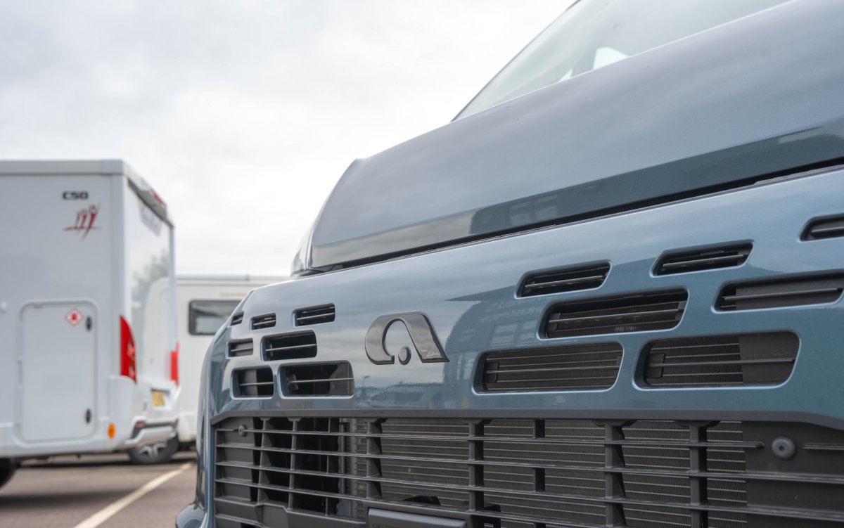 2026 Adria Twin Sports 600 SPB 140BHP Auto