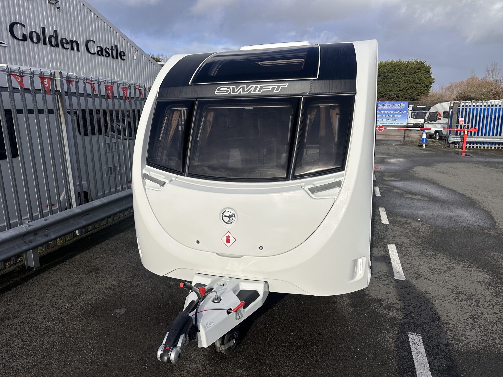 Exterior - Front