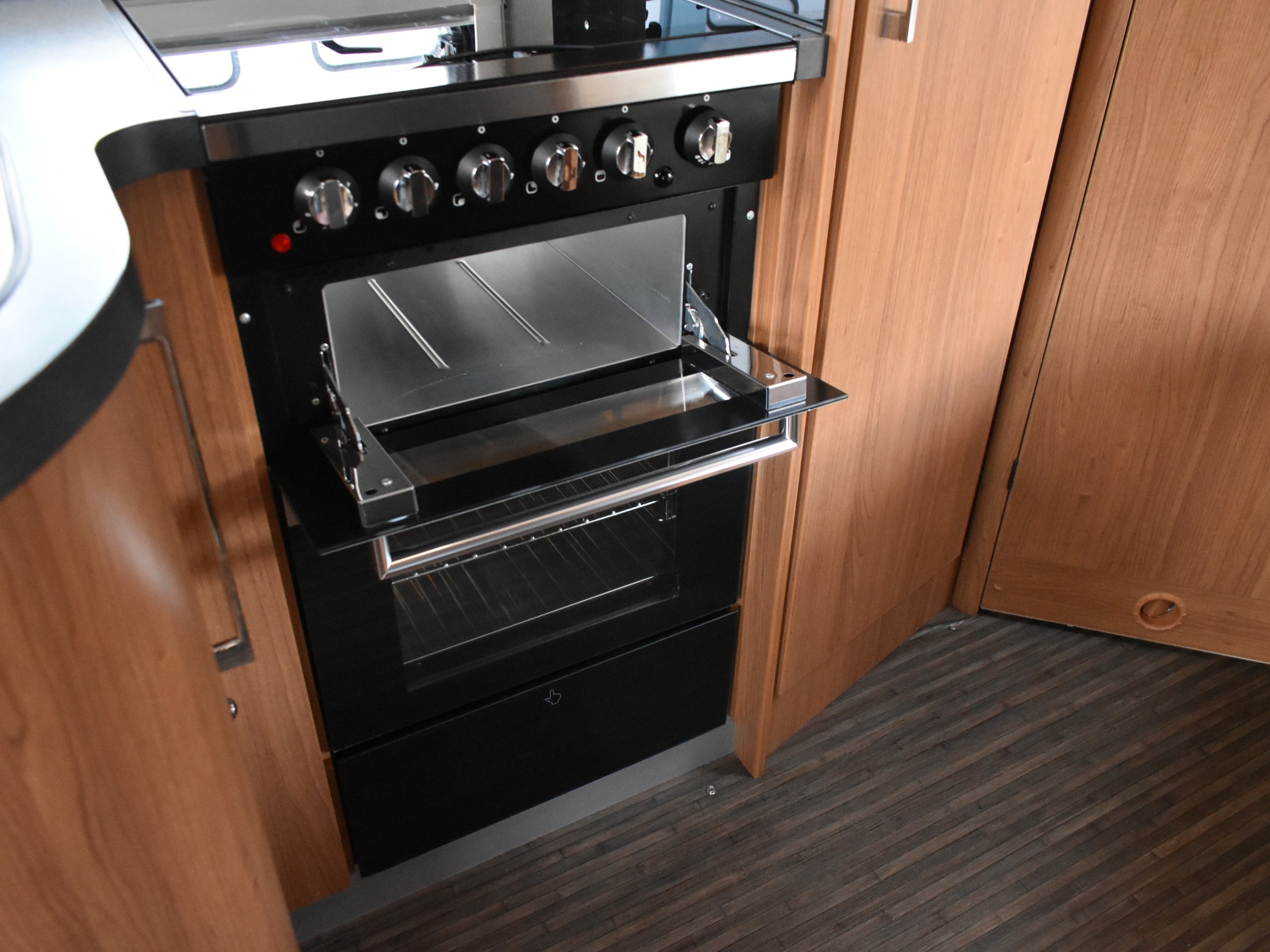 2013 Auto-Trail Tracker FB
