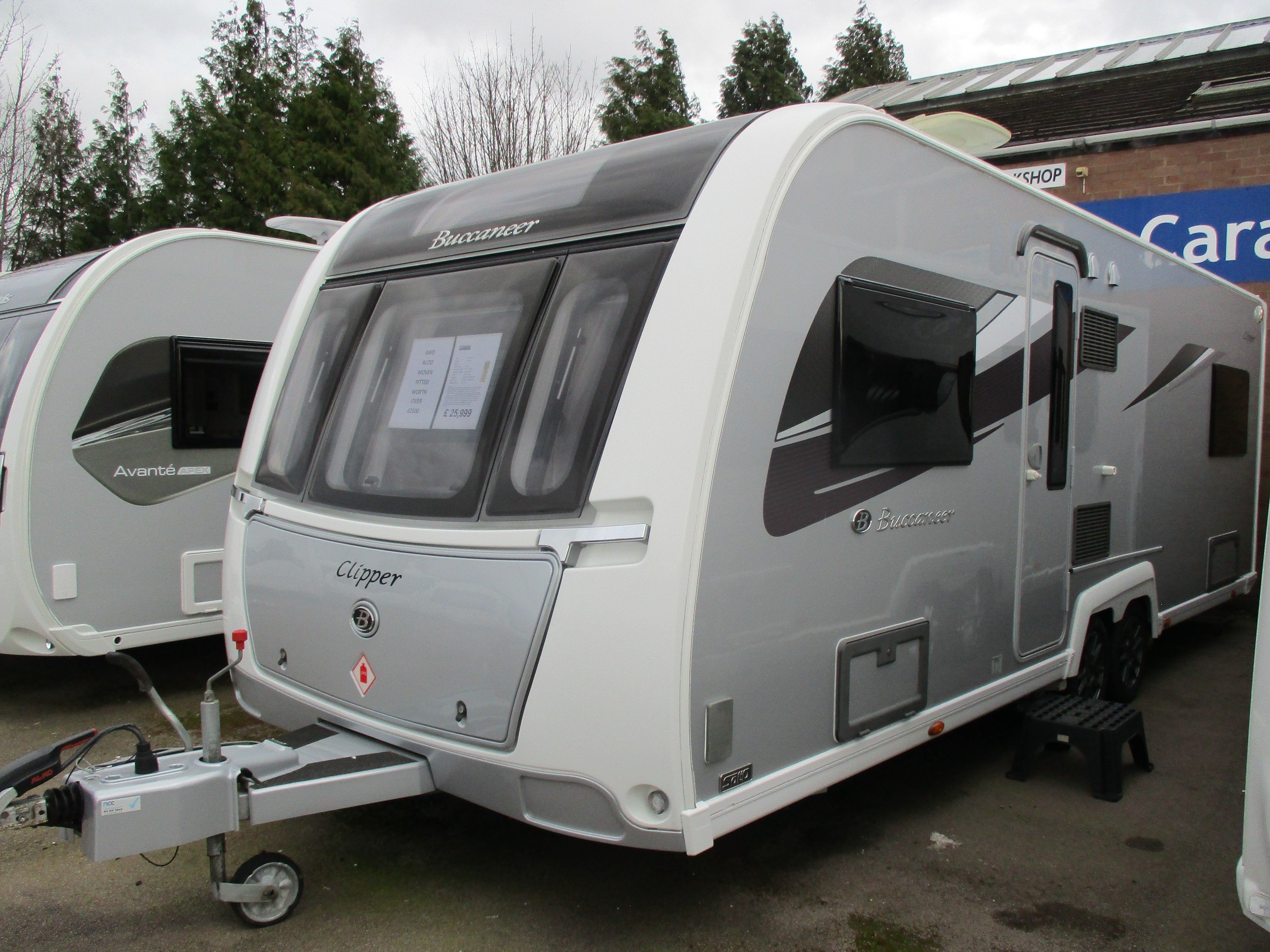 Exterior - Front