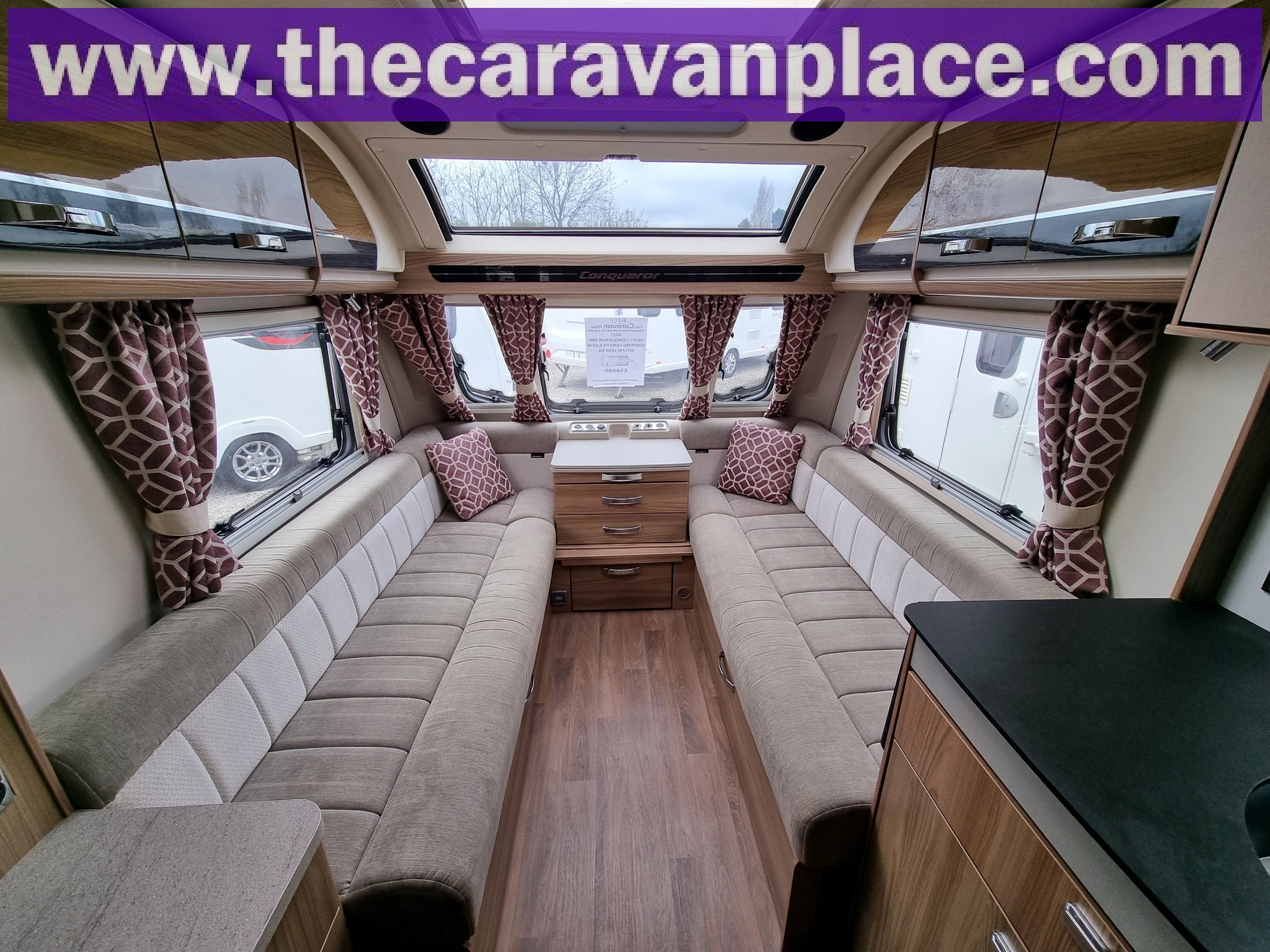 2017 Swift Conquerer 480 480