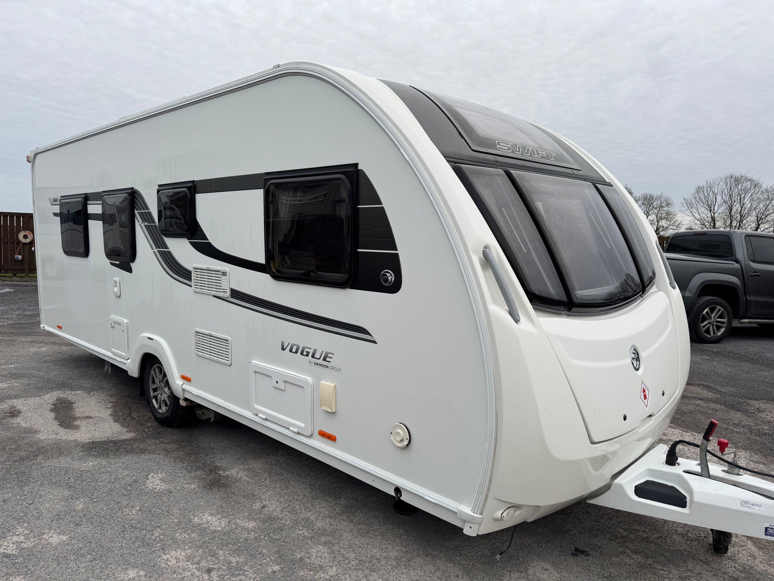 2017 Swift Vogue - Exterior - Front