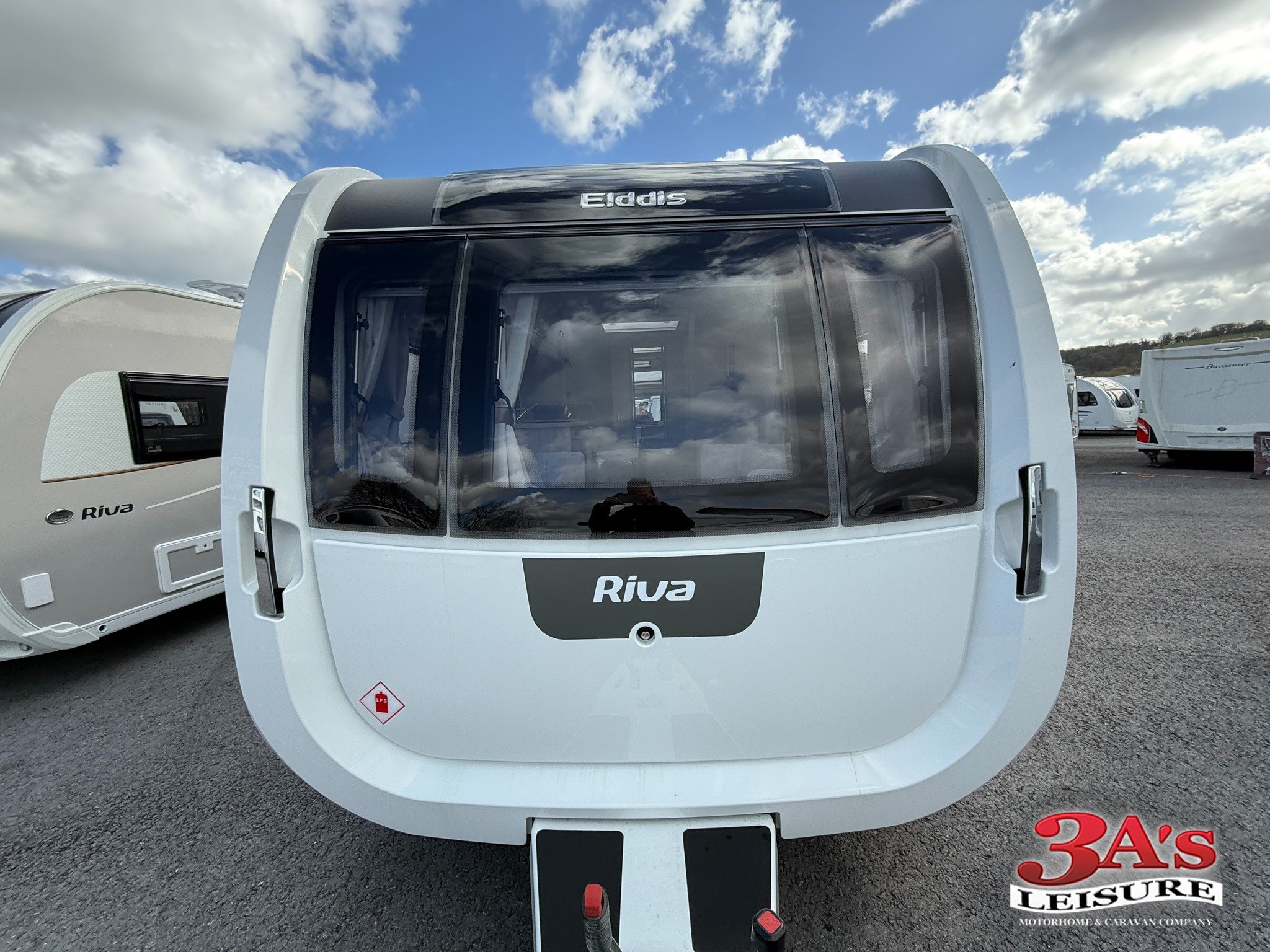 2025 Elddis Riva 554 - Exterior - Front