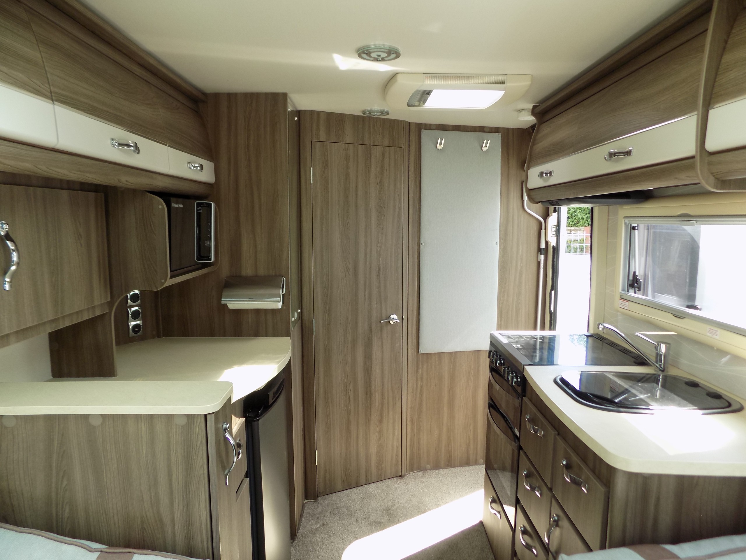 2020 Auto-Sleepers Broadway EB Peugeot Boxer