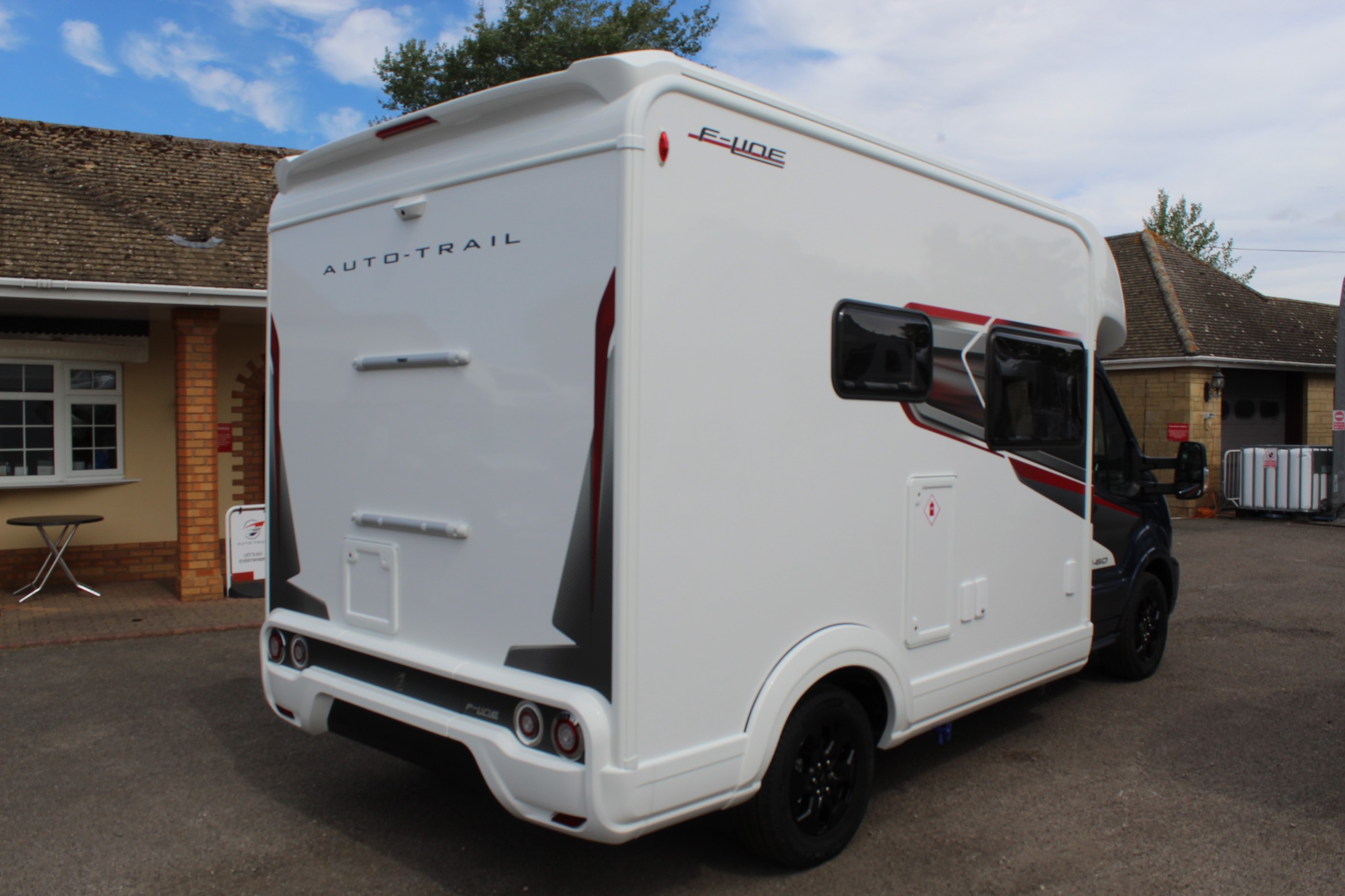 2027 Auto-Trail F-Line F60