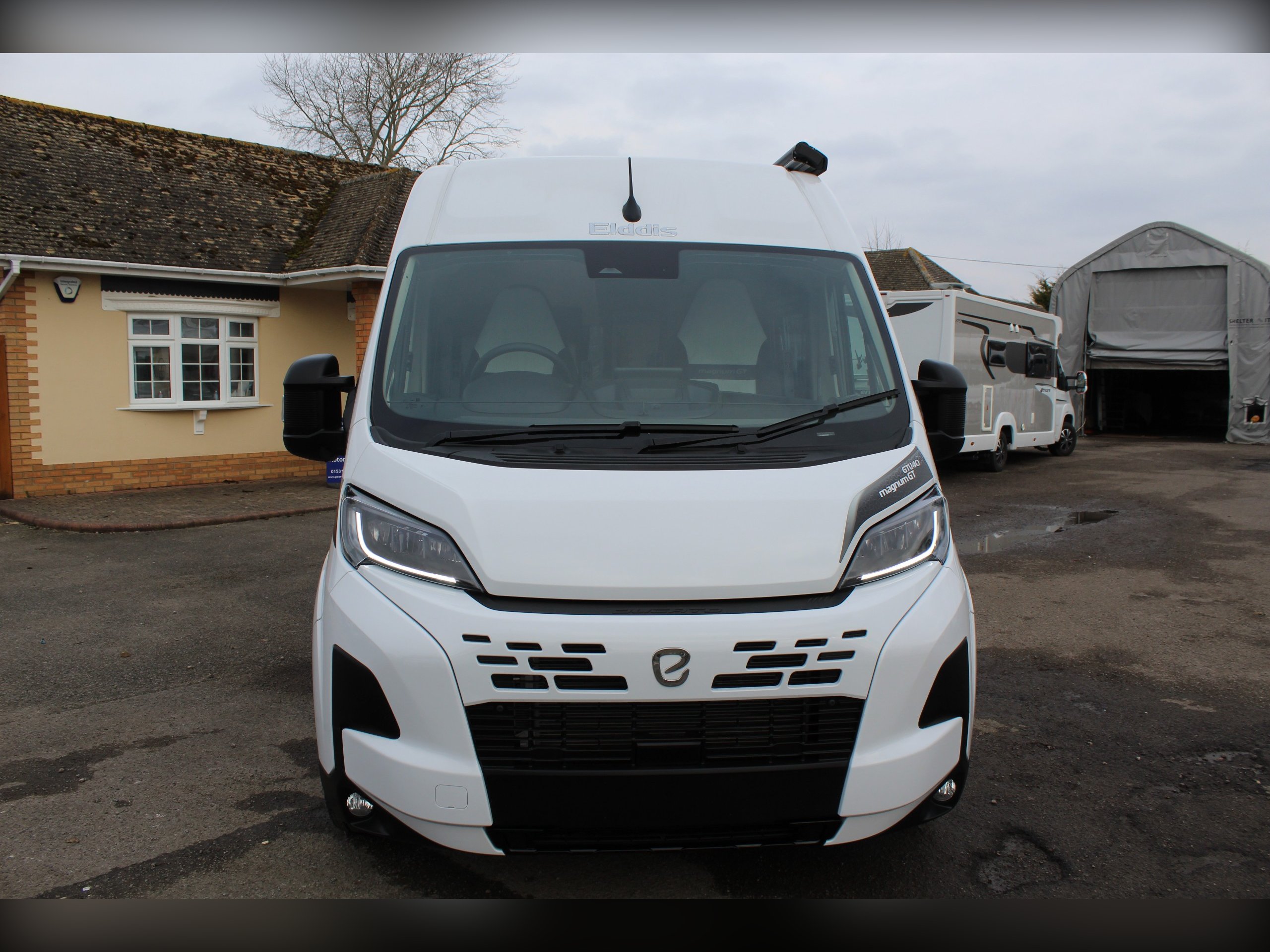 2025 Elddis Autoquest CV40 Magnum GT - Exterior - Front