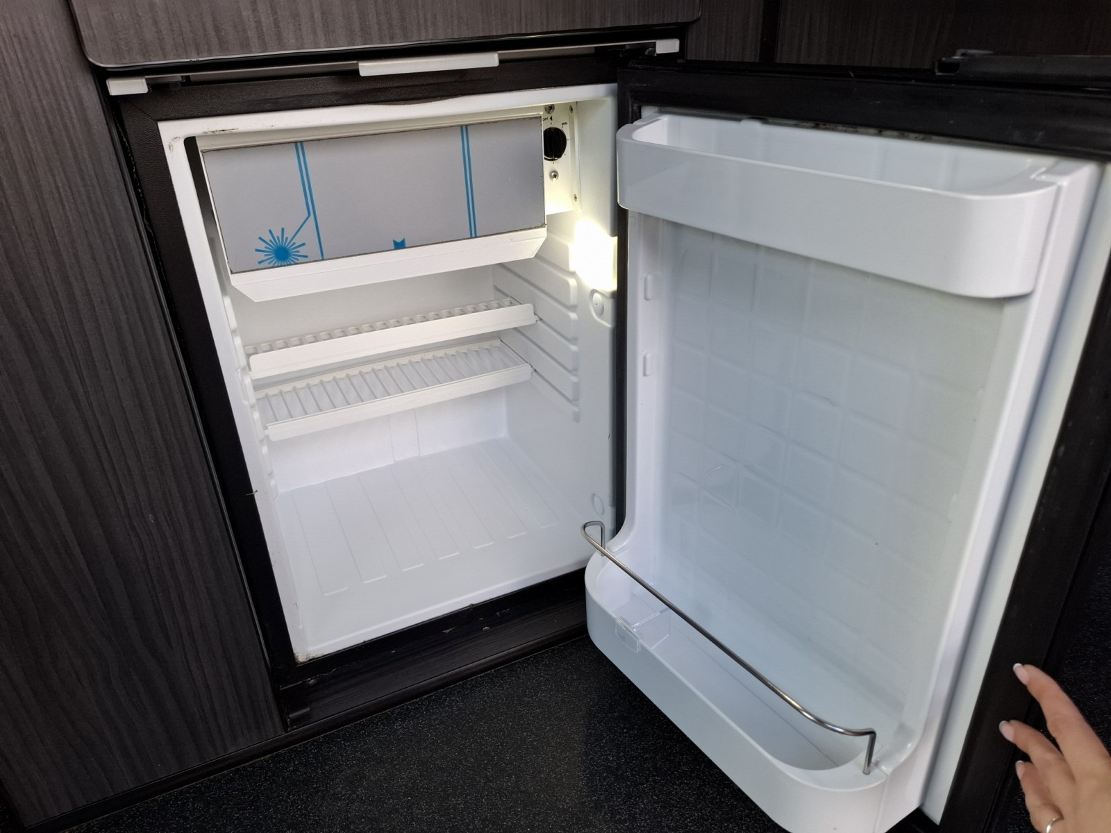 2021 Nissan Elgrand Highway Star