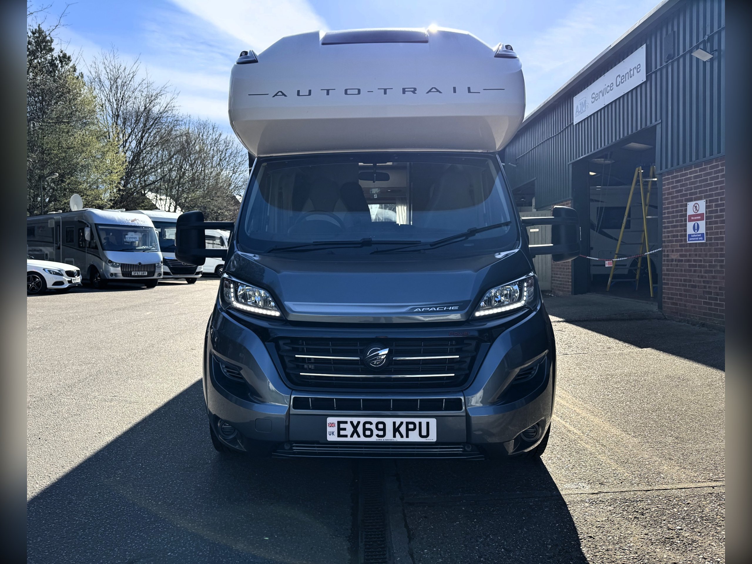 Exterior - Front