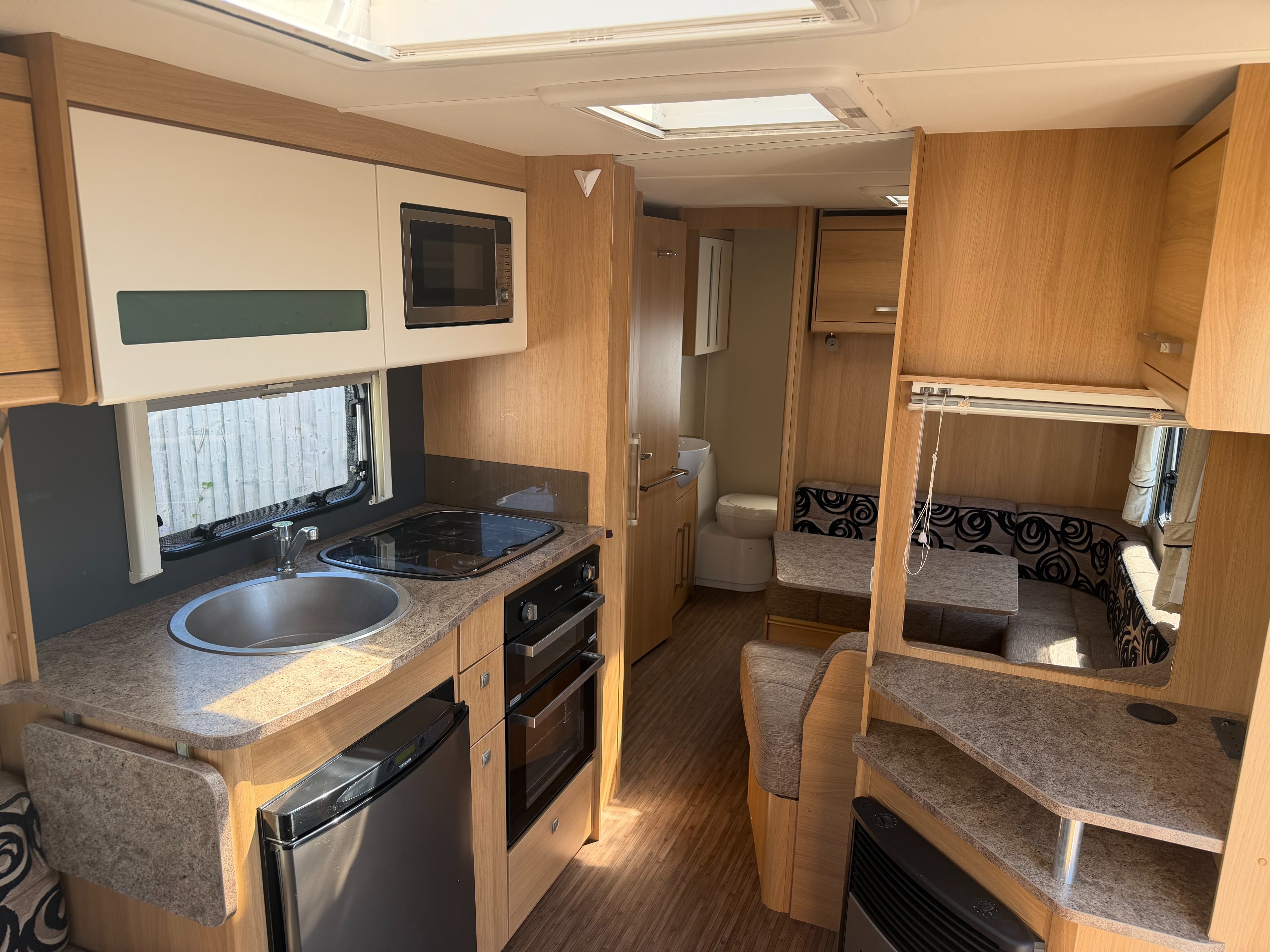 2011 Elddis Avante 564