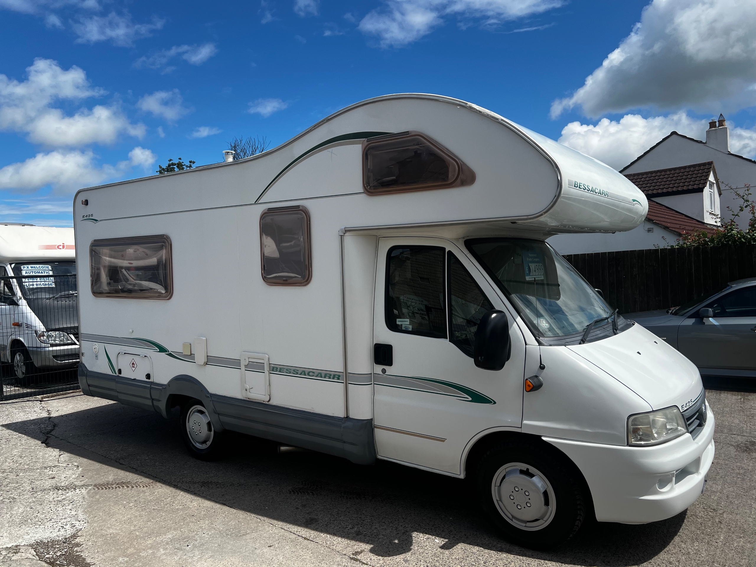 2003 Bessacarr E425 NEW MOT. 4 belts