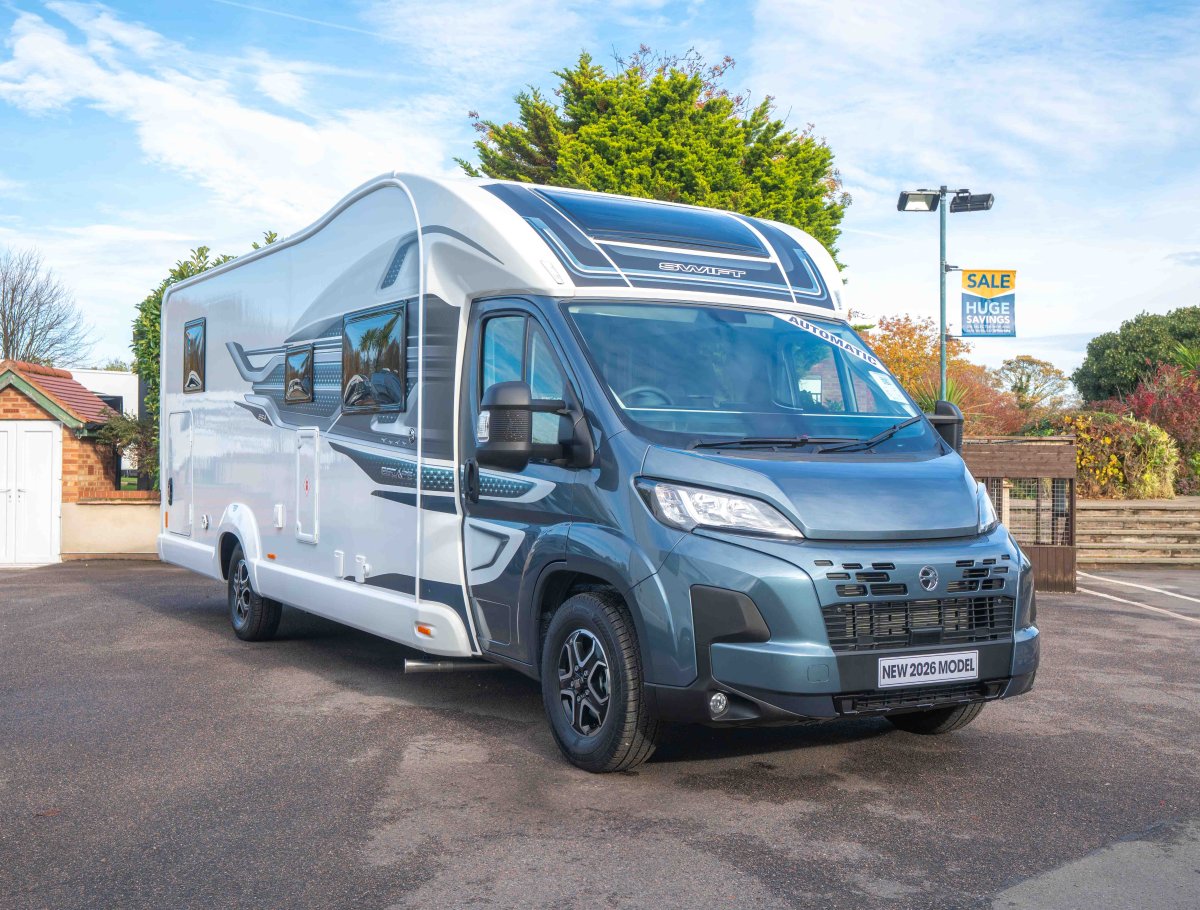 Fiat Swift Escape 694 140BHP Automatic 4-Berth Motorhome