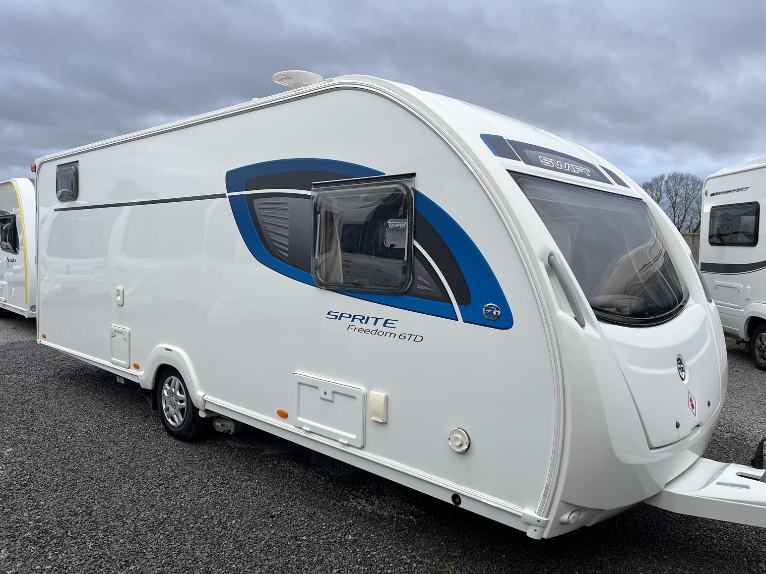 2016 Swift Sprite Freedom TD - Exterior - Front