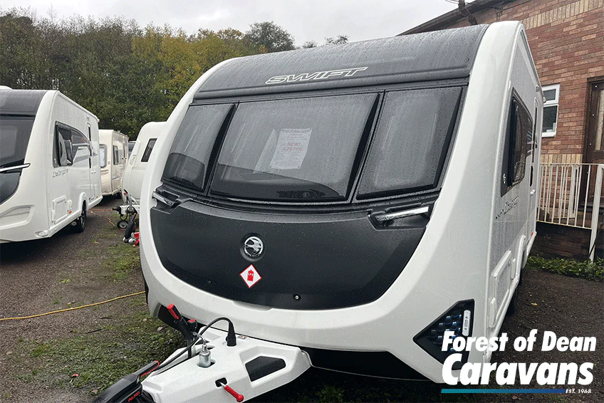 2026 Swift Challenger 480 - Exterior - Front