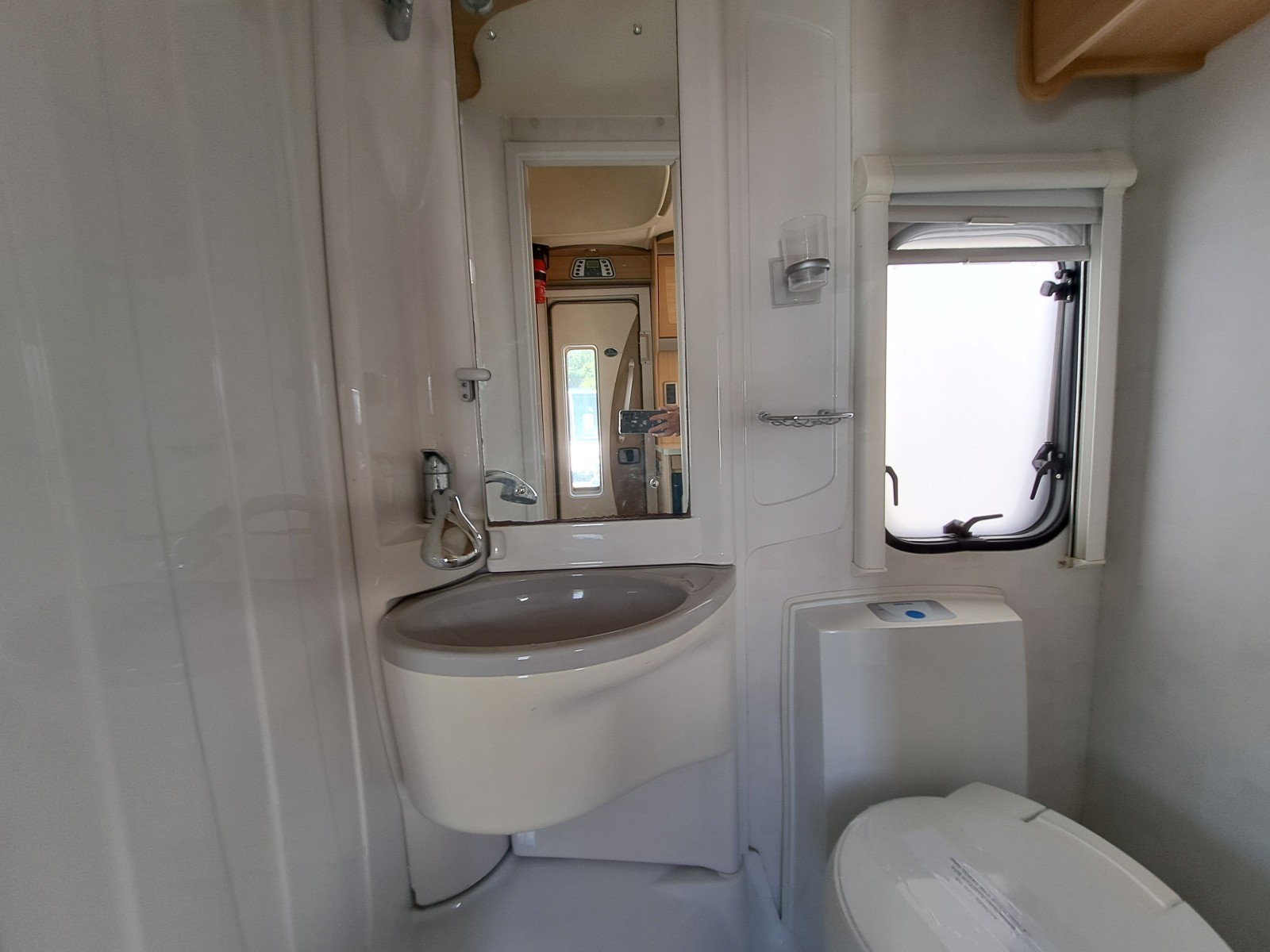 2008 Bessacarr E425
