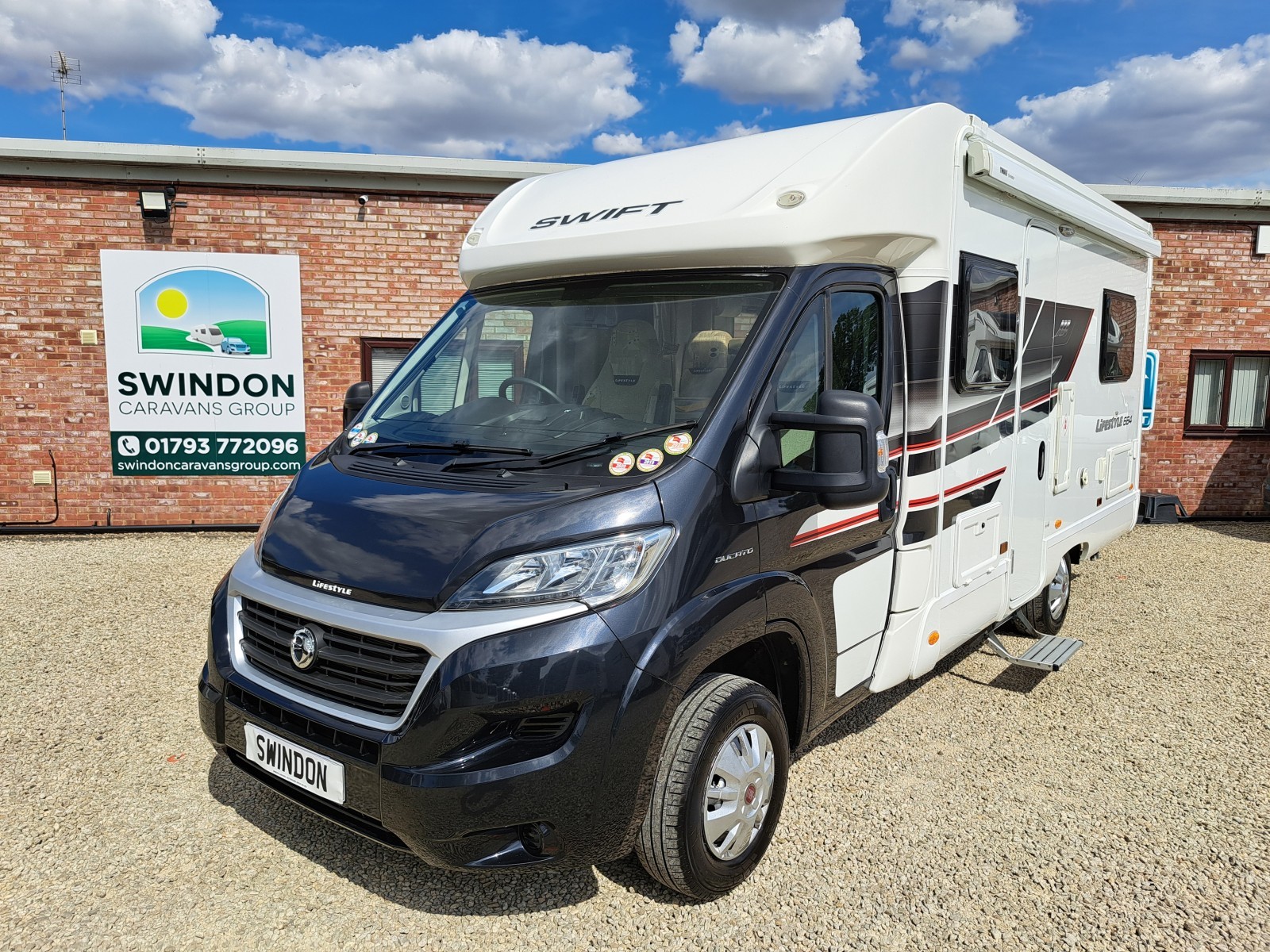 Swift Lifestyle 664 - Exterior - Front