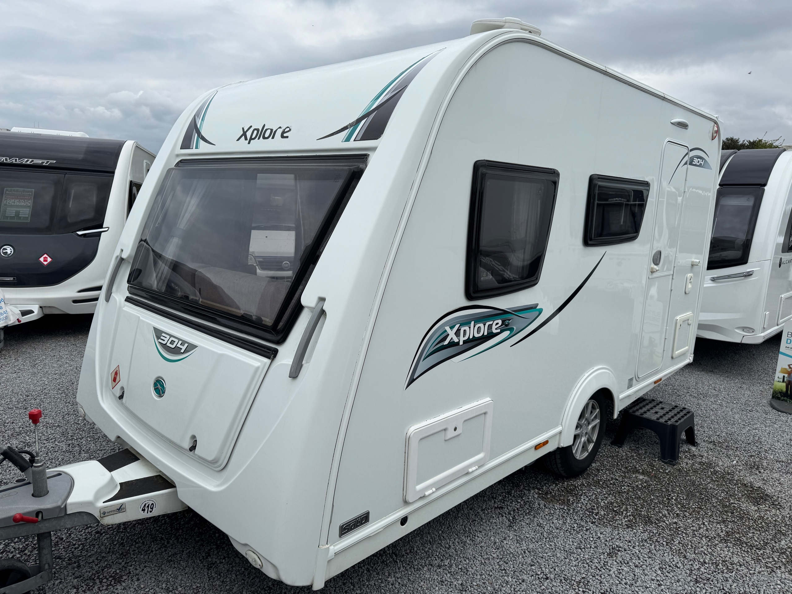 Elddis Xplore 304