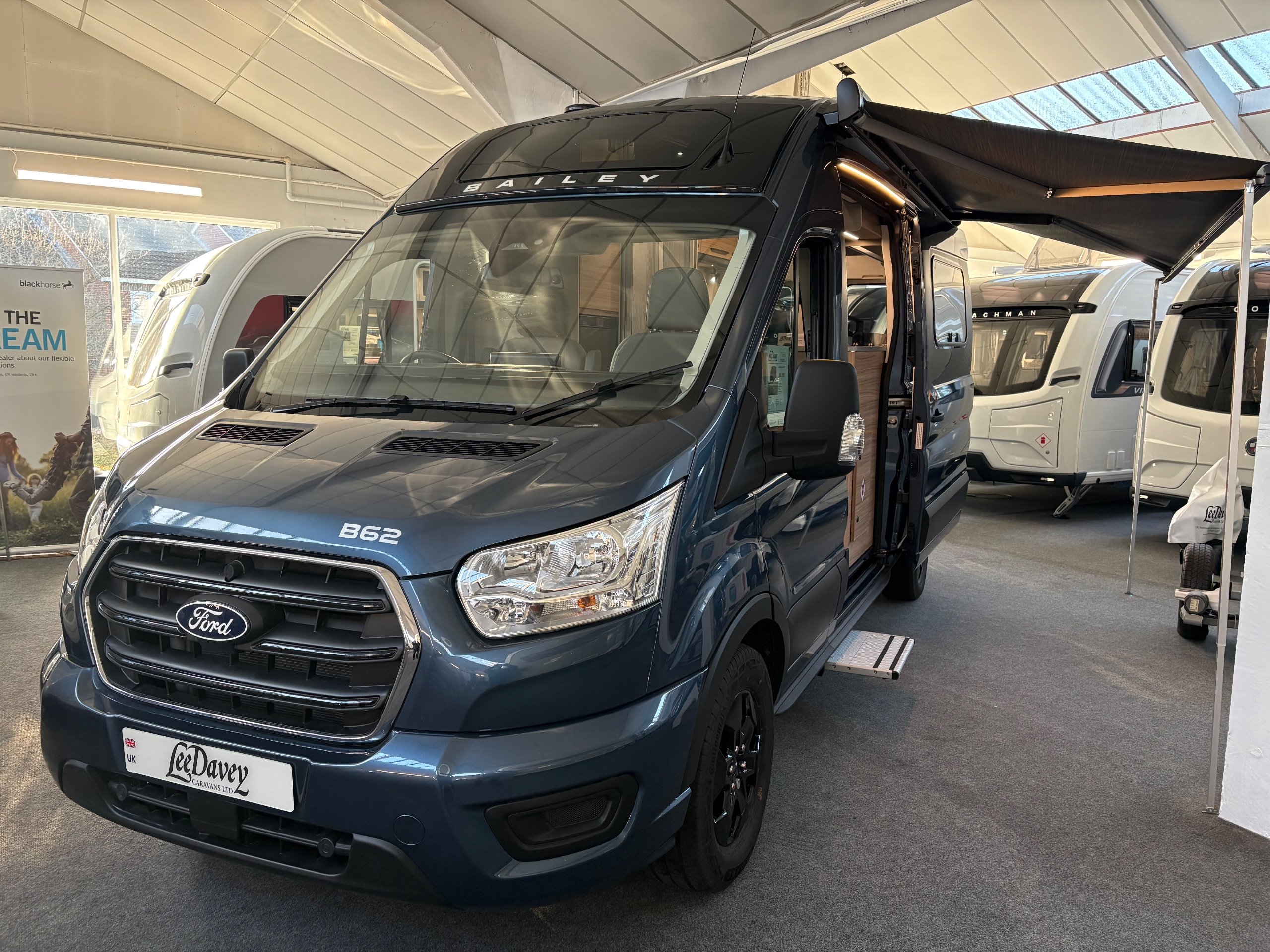 2026 Bailey Endeavour B62 - Exterior - Front