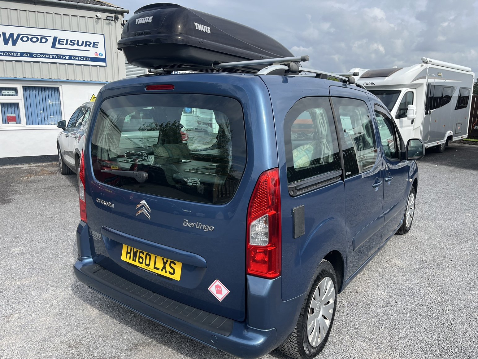 Exterior - Rear