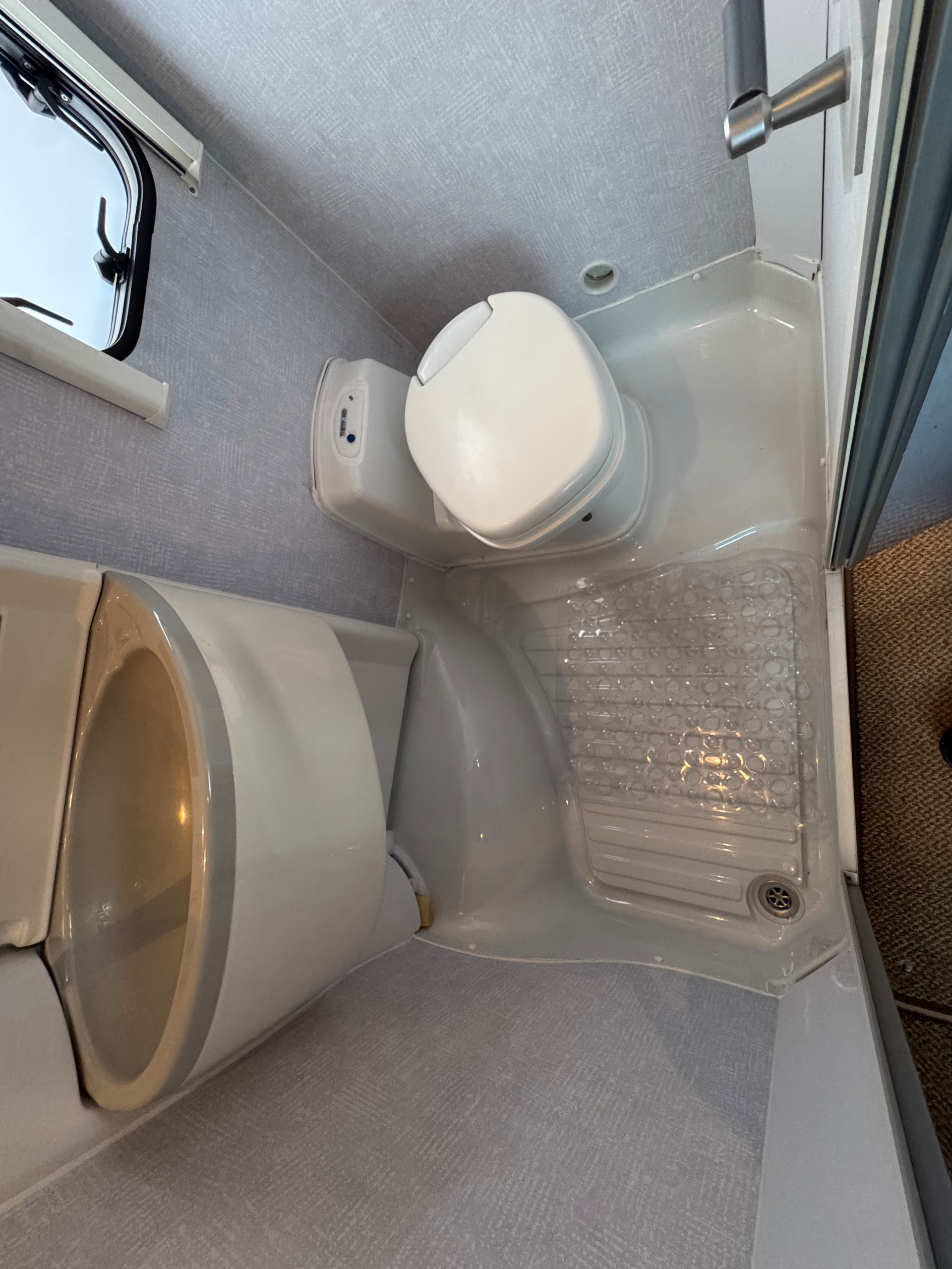 Swift Lifestyle 590 PR COACHBUILT MOTORHOME