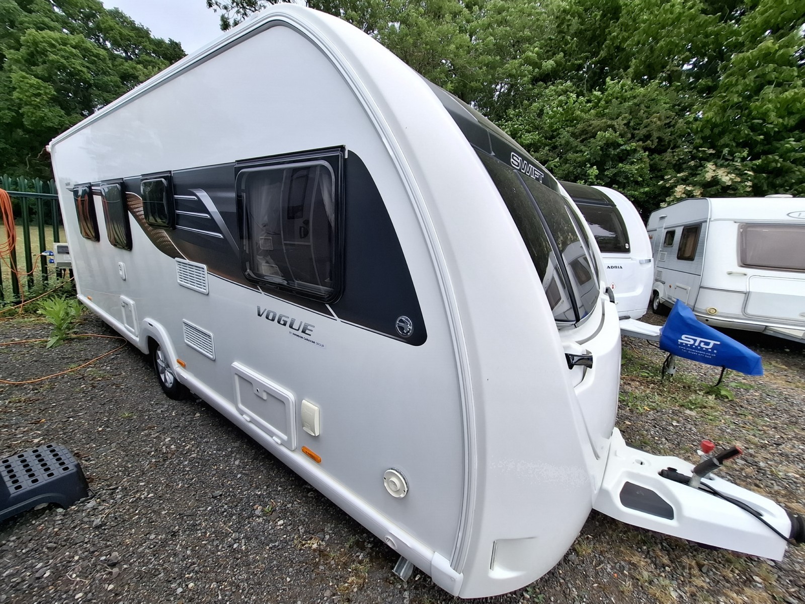 Exterior - Front