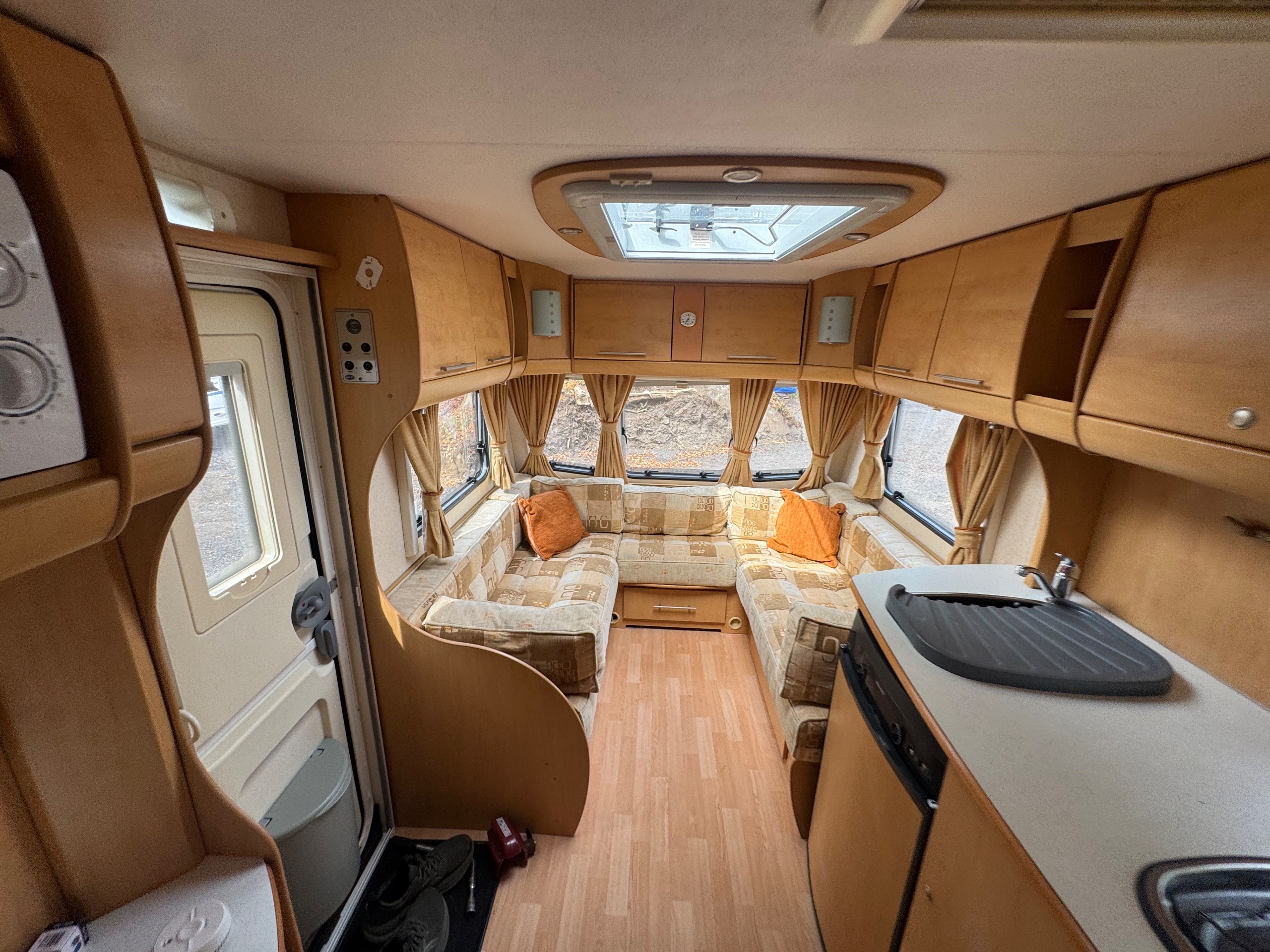 2007 Bailey Pageant Series 6 Burgundy
