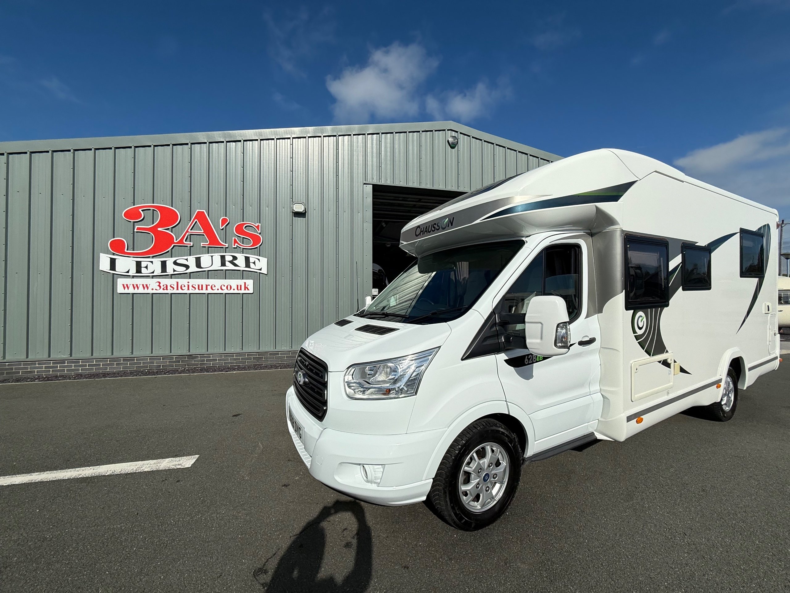 2018 Chausson Flash 4-Berth Motorhome with Drop-Down Bed