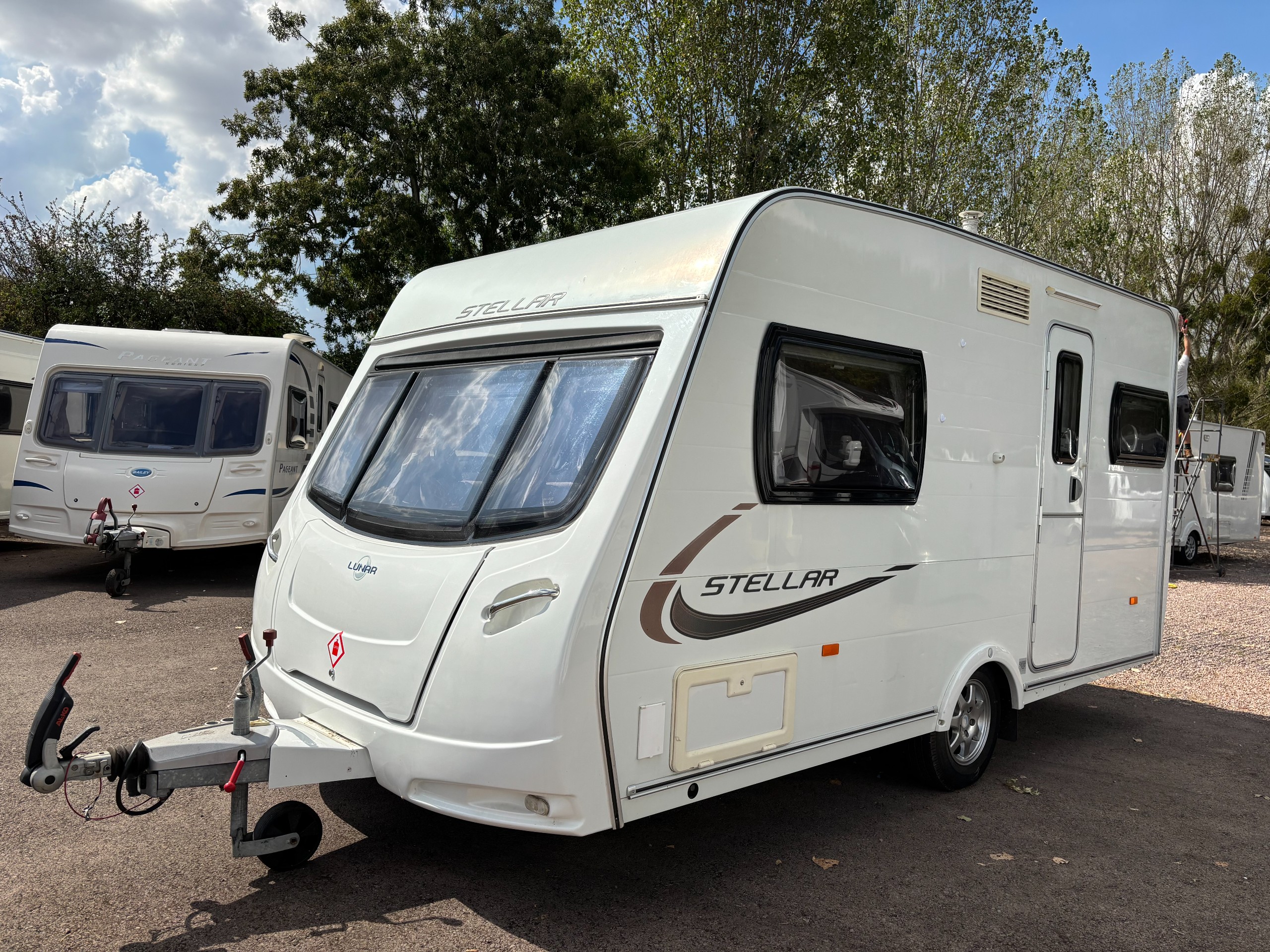 Lunar Stellar - Exterior - Front