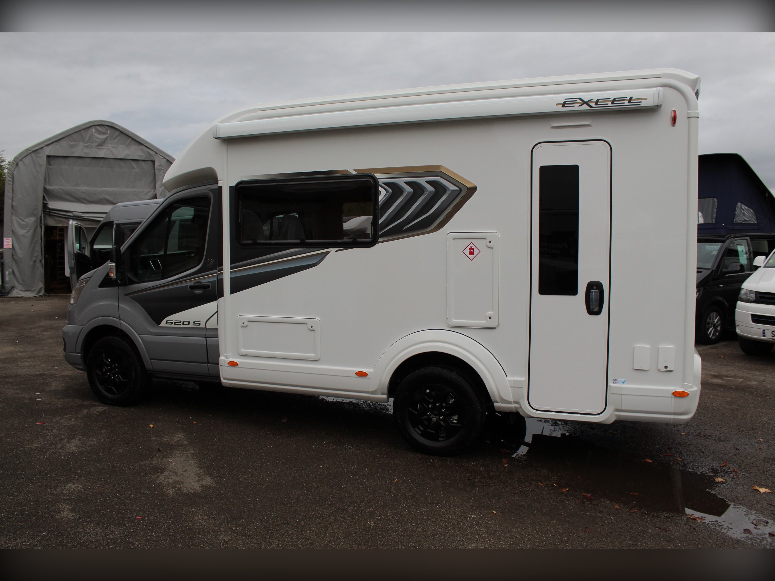 Exterior - Rear